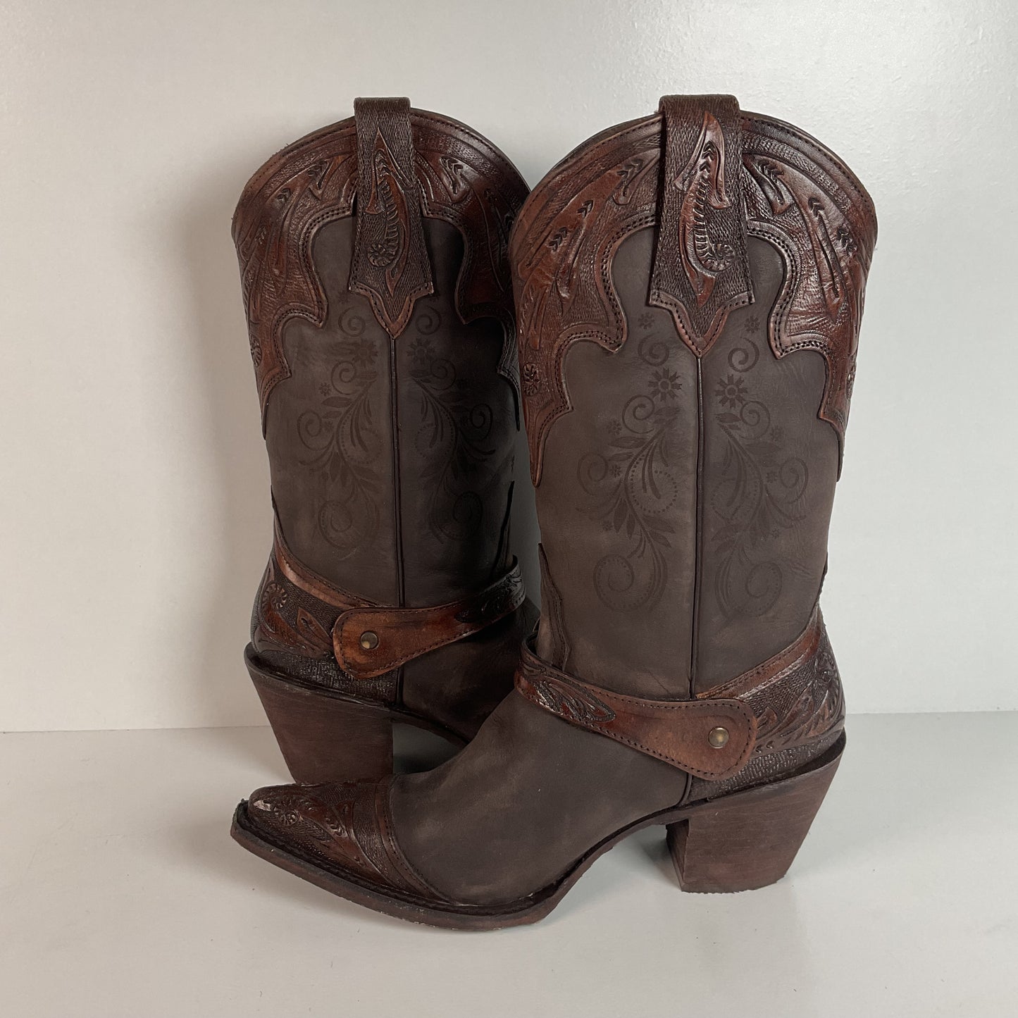 Western Harness Cowgirl Boots | Tooled | Women’s 9.5