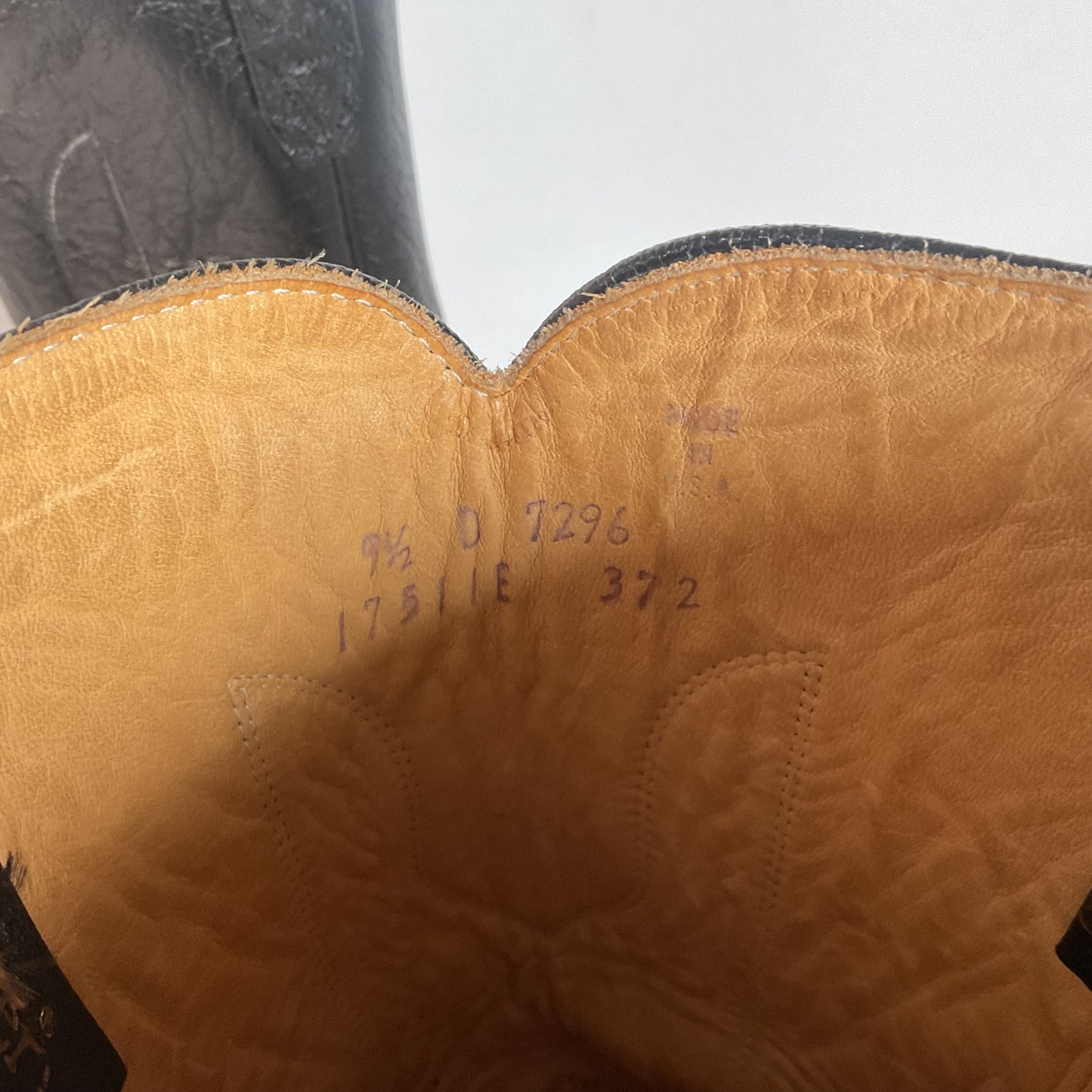 Vintage Wrangler Water Buffalo Cowboy Boots | 1960s-1970s | USA Made | 9.5 D