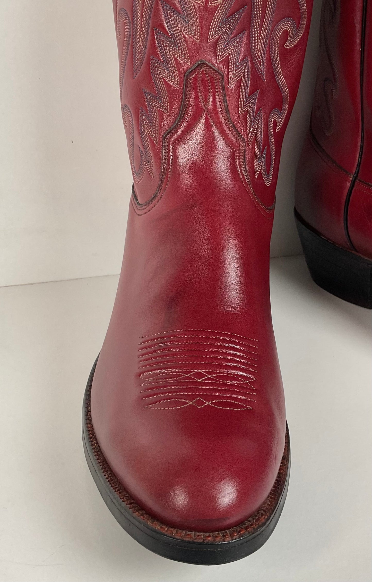 Vintage Lucchese San Antonio Cowboy Boots | Burgundy | Men’s 9 D