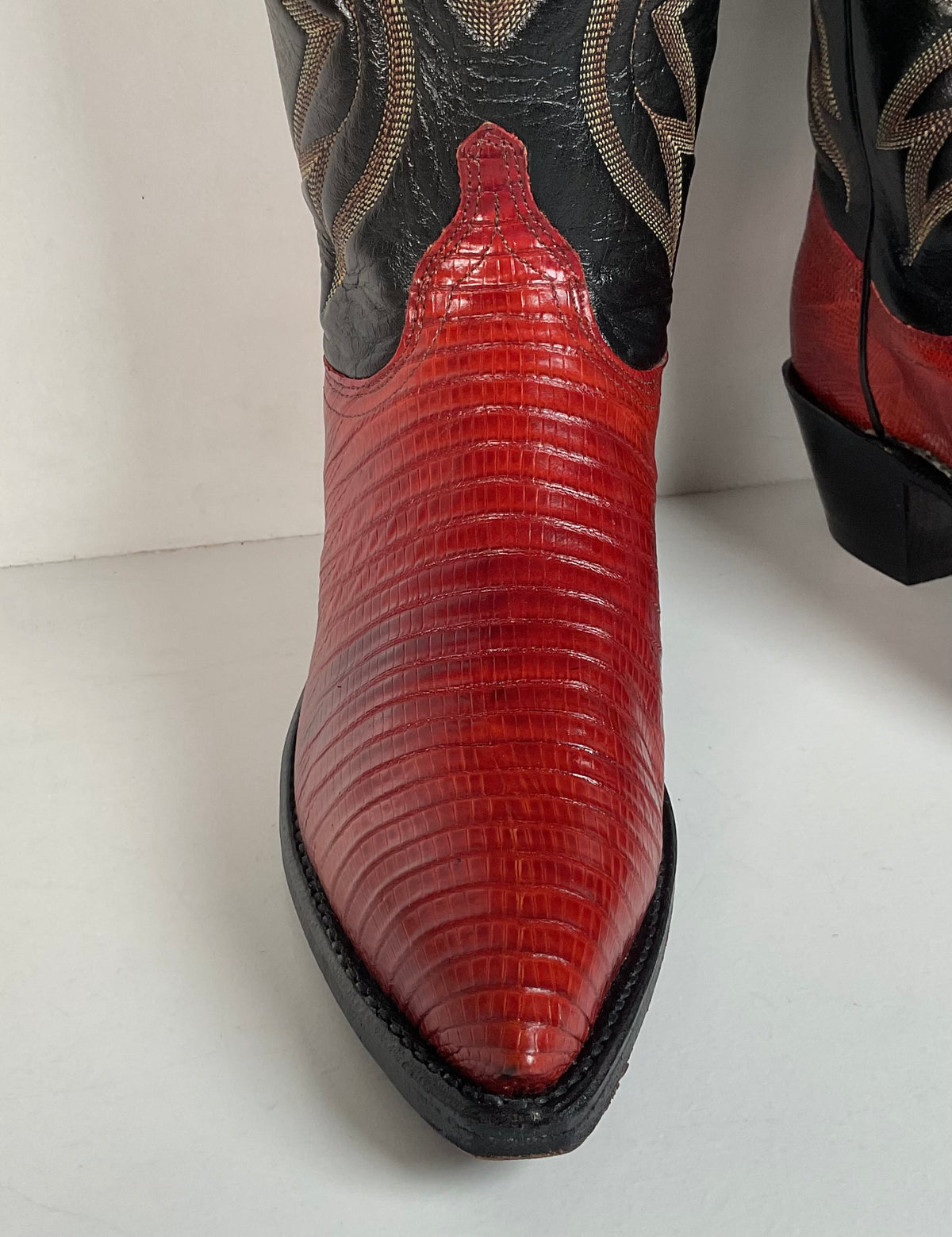 Vintage Dan Post Teju Lizard Cowgirl Boots | Tooled Overlays | Women’s 7.5