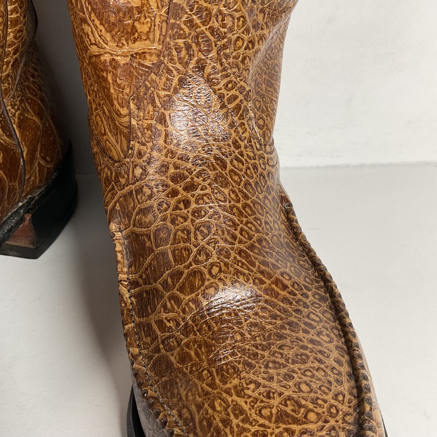 Vintage Wrangler Algonquin Toe Cowboy Boots | Sea Turtle Imitation Print | Men’s 9.5 D