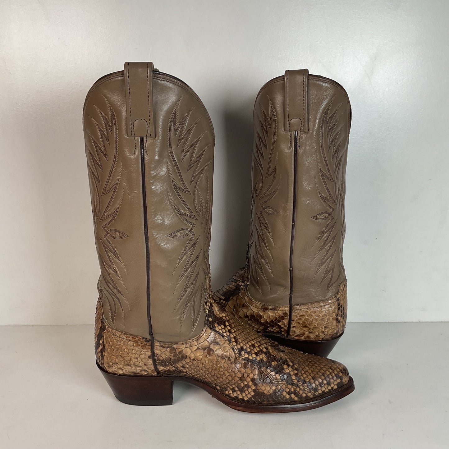 Dan Post Front Cut Python Cowboy Boots 9 D Snakeskin USA Made Recrafted