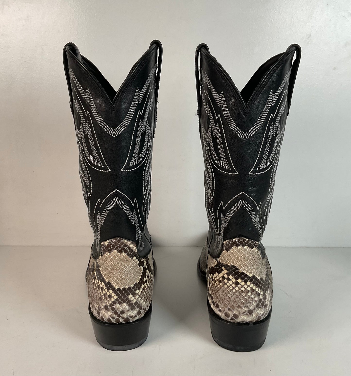 Tecovas “The Bryce” Python Cowboy Boots 12 D Belly Cut Snakeskin Original Box