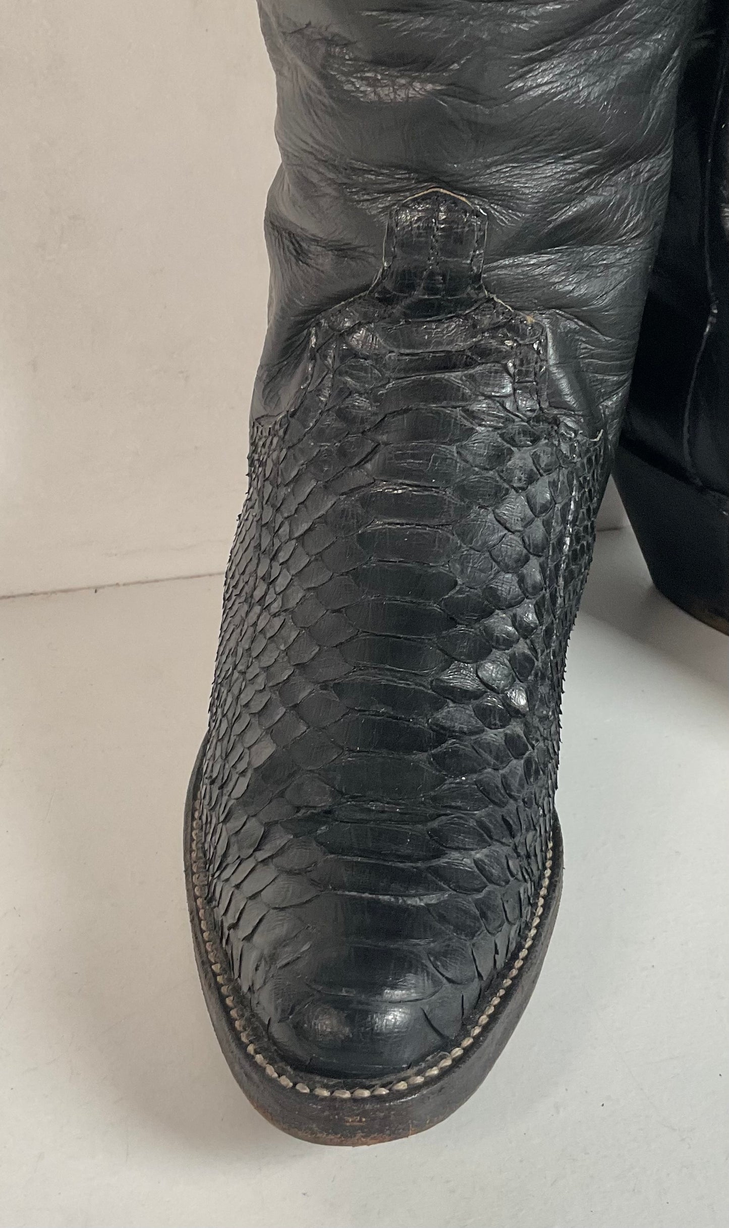 Vintage Larry Mahan Tall Black Cowgirl Boots | Python Snakeskin | 7 B