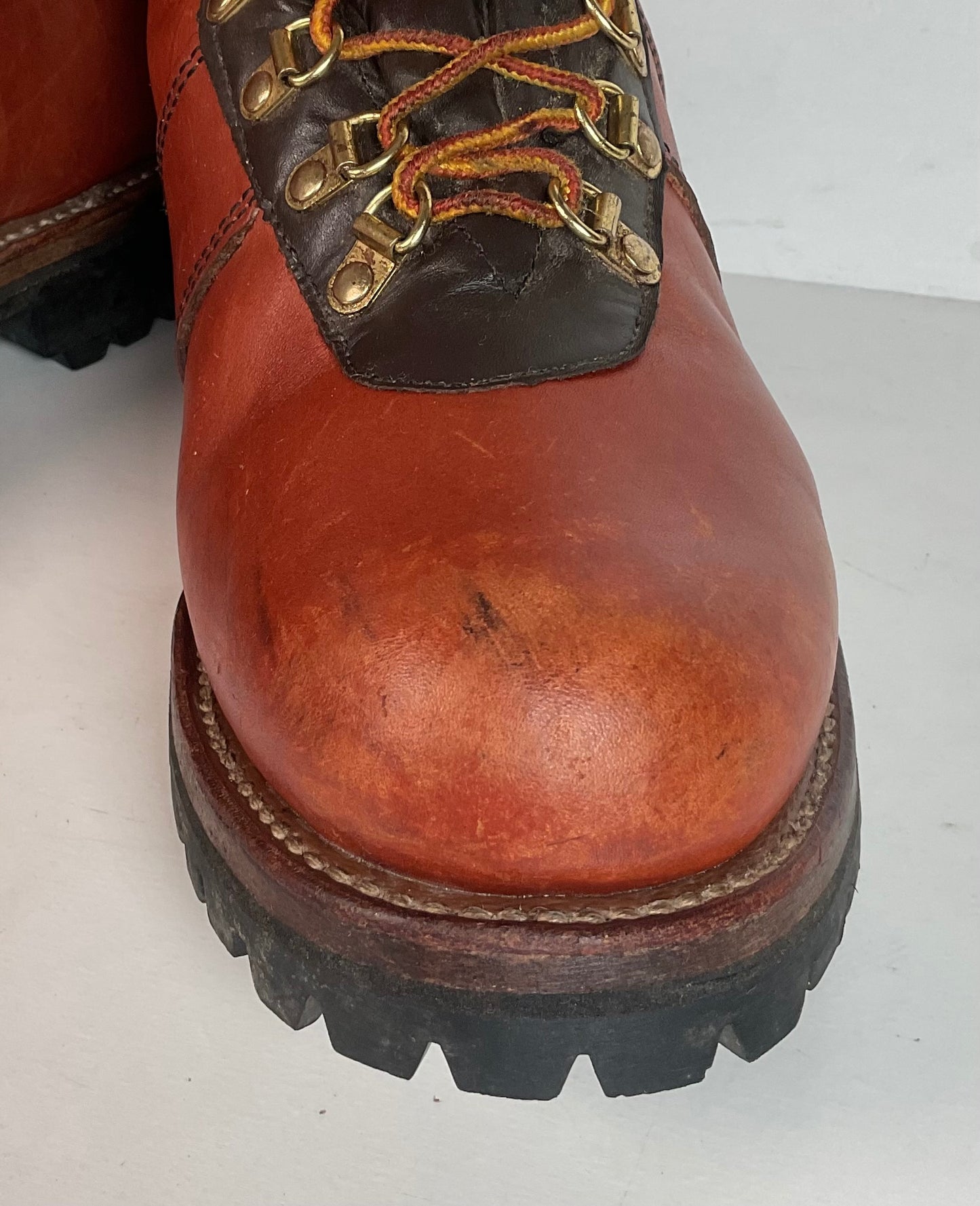 Vintage 1980s Wolverine Mountaineering Boots 11 E USA Vibram Lug Insulated