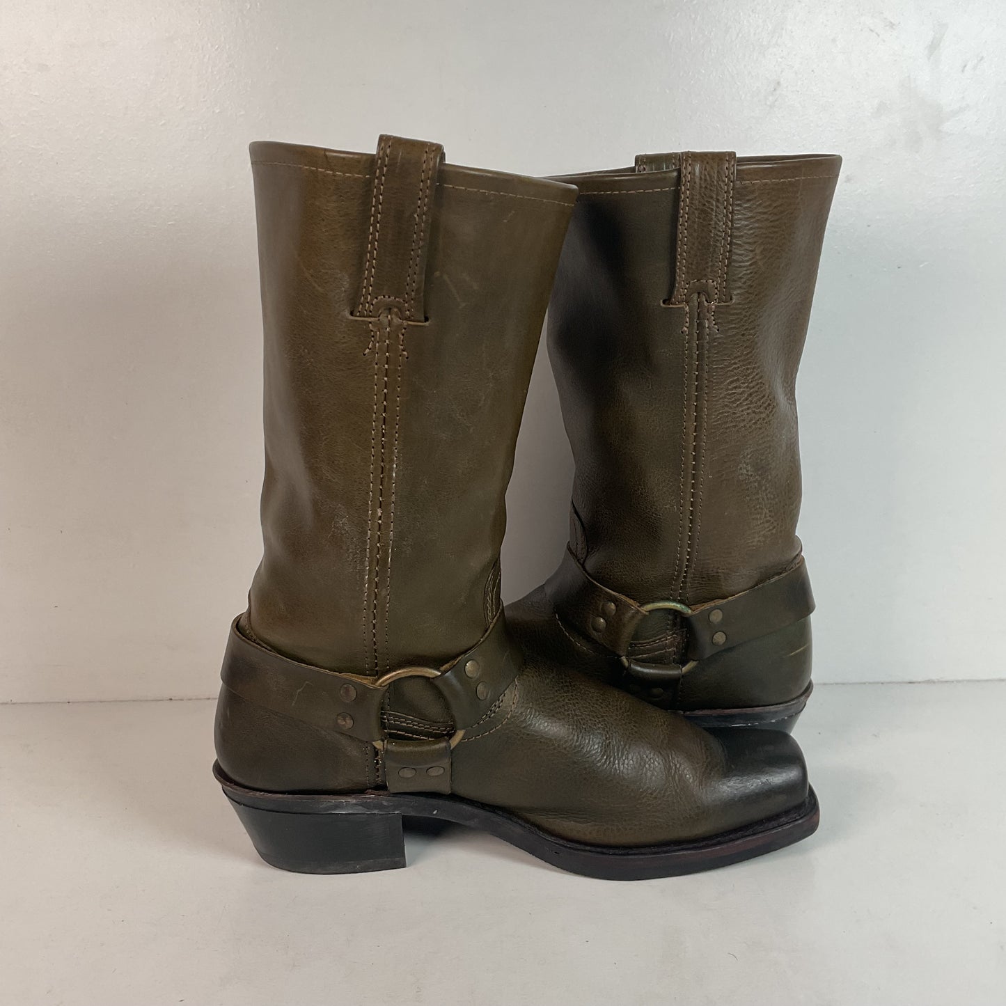 Women’s Frye 12 R Harness Boots 11 M Olive Brown Retired