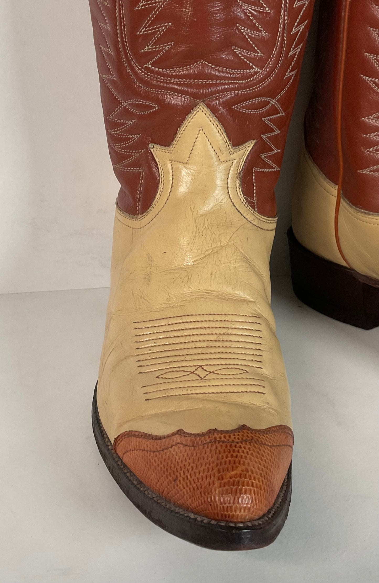 Vintage Tony Lama Urban Cowboy Boots | Teju Lizard Wingtip | Gold Label | 10 D
