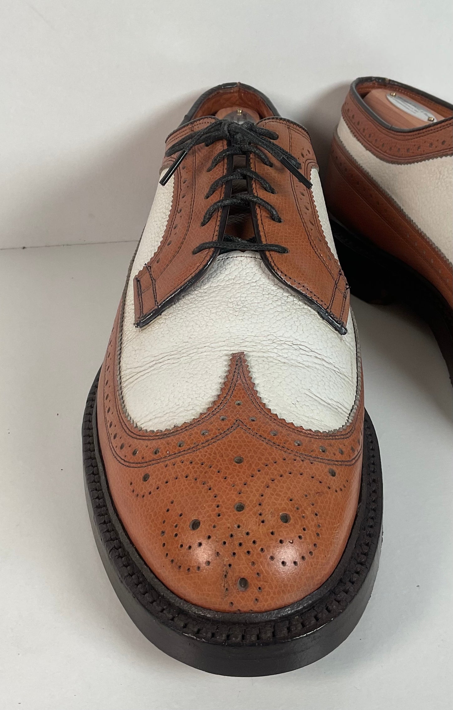 Vintage Johnston Murphy Spectator Shoes | Aristocraft | 1950s-1960s | 10 C