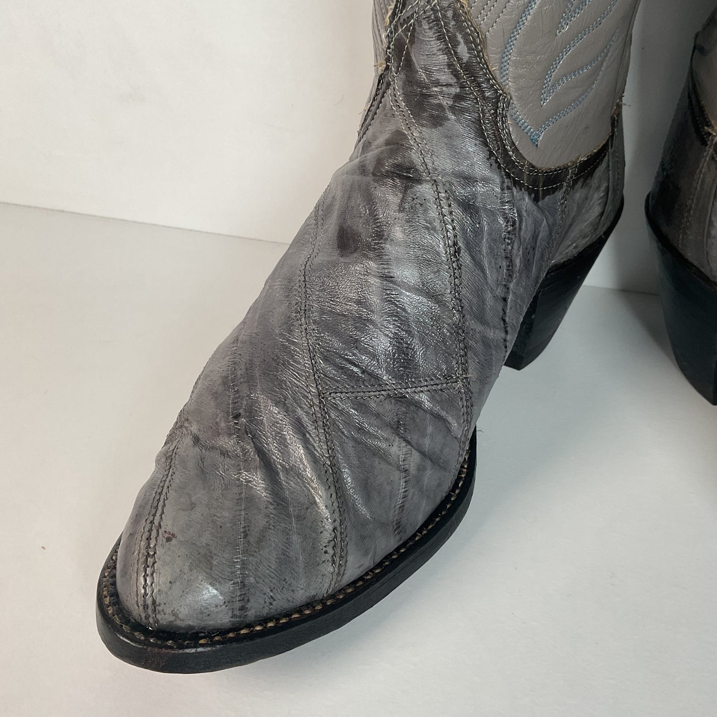 Vintage Tony Lama Exotic Grey Eel Cowboy Boots 9.5 EEE Gold Label USA Made