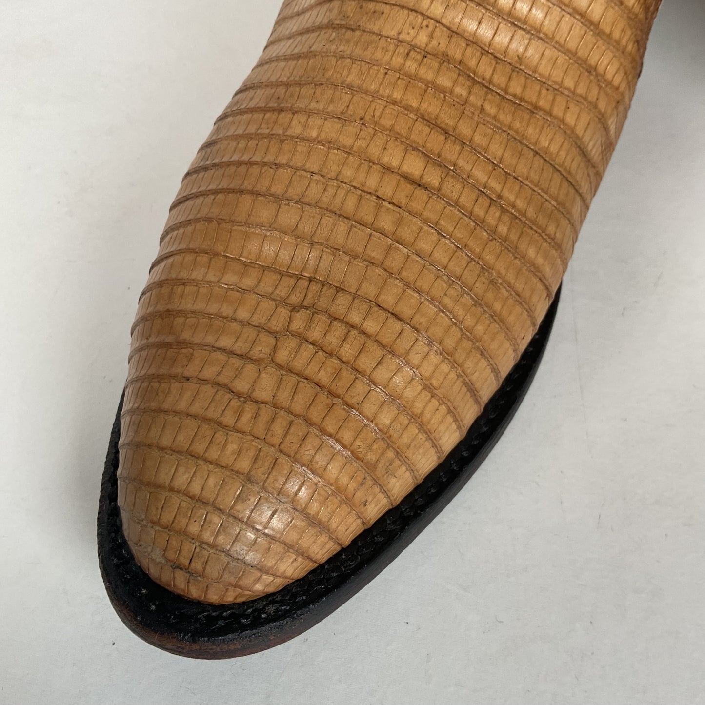 Vintage Larry Mahan Teju Lizard Cowgirl Boots | Peach | 1980s | Women’s 6 B