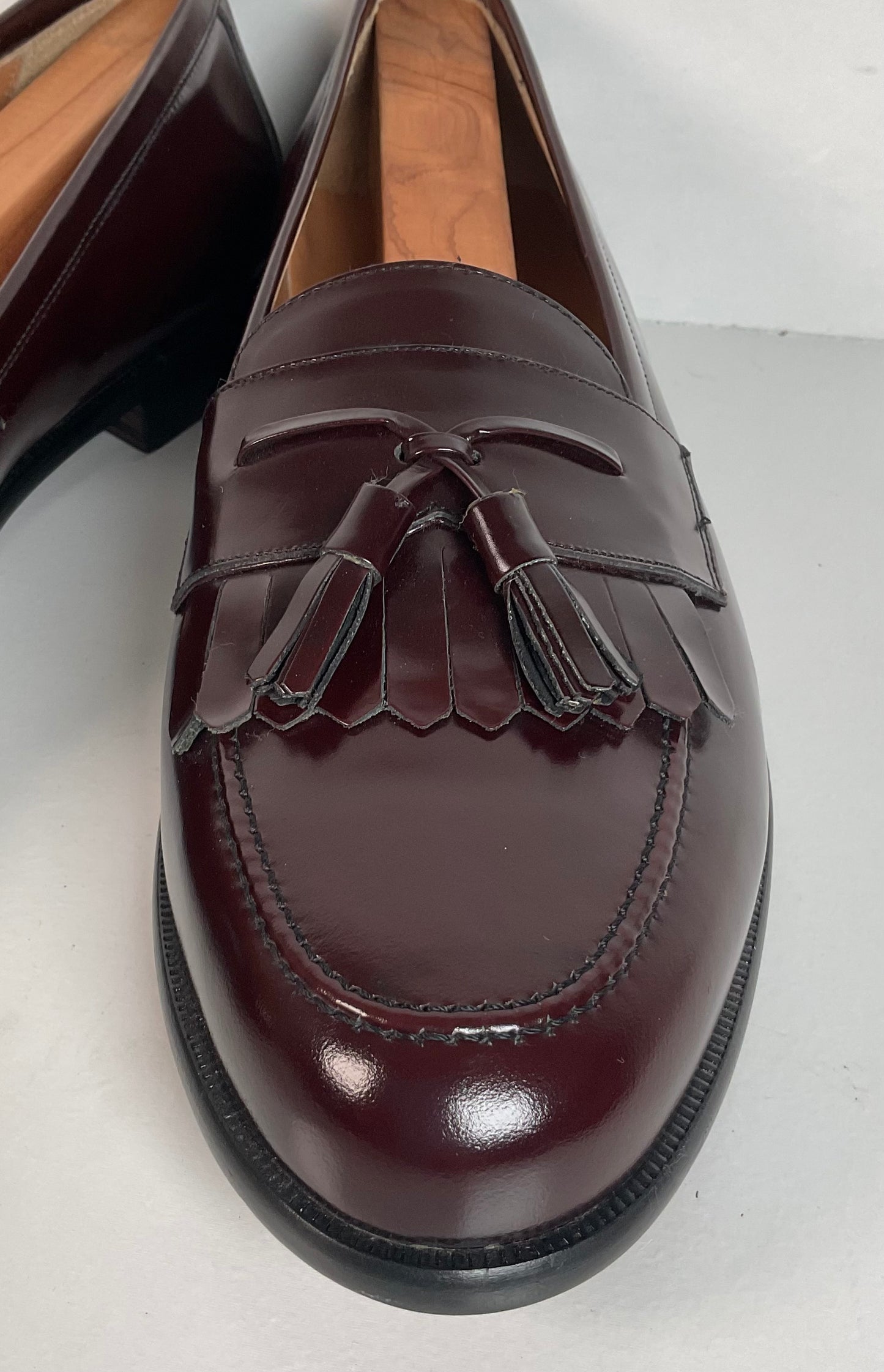Mezlan Santander Tassel Loafer 11 M Burgundy High Shine