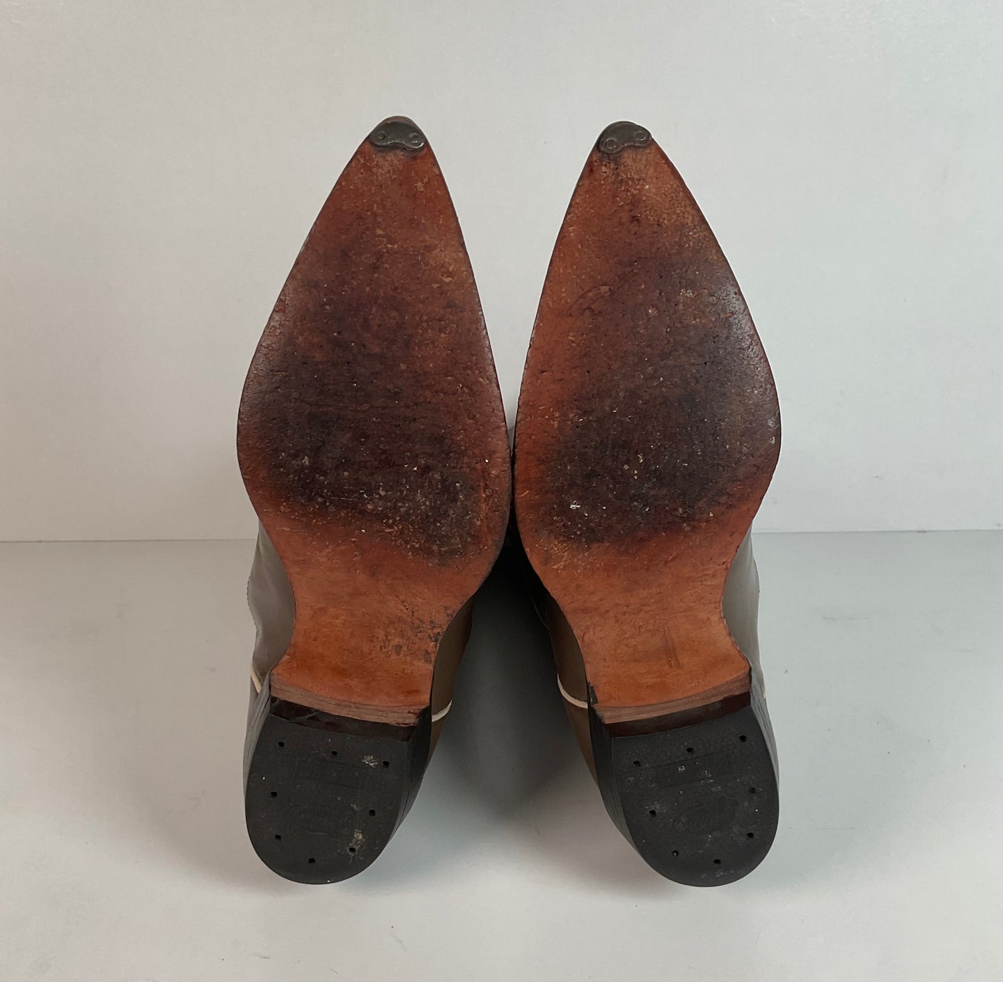 Vintage Justin Cowgirl Boots | Taupe | 1960s-1970s | USA Made | 7.5 B