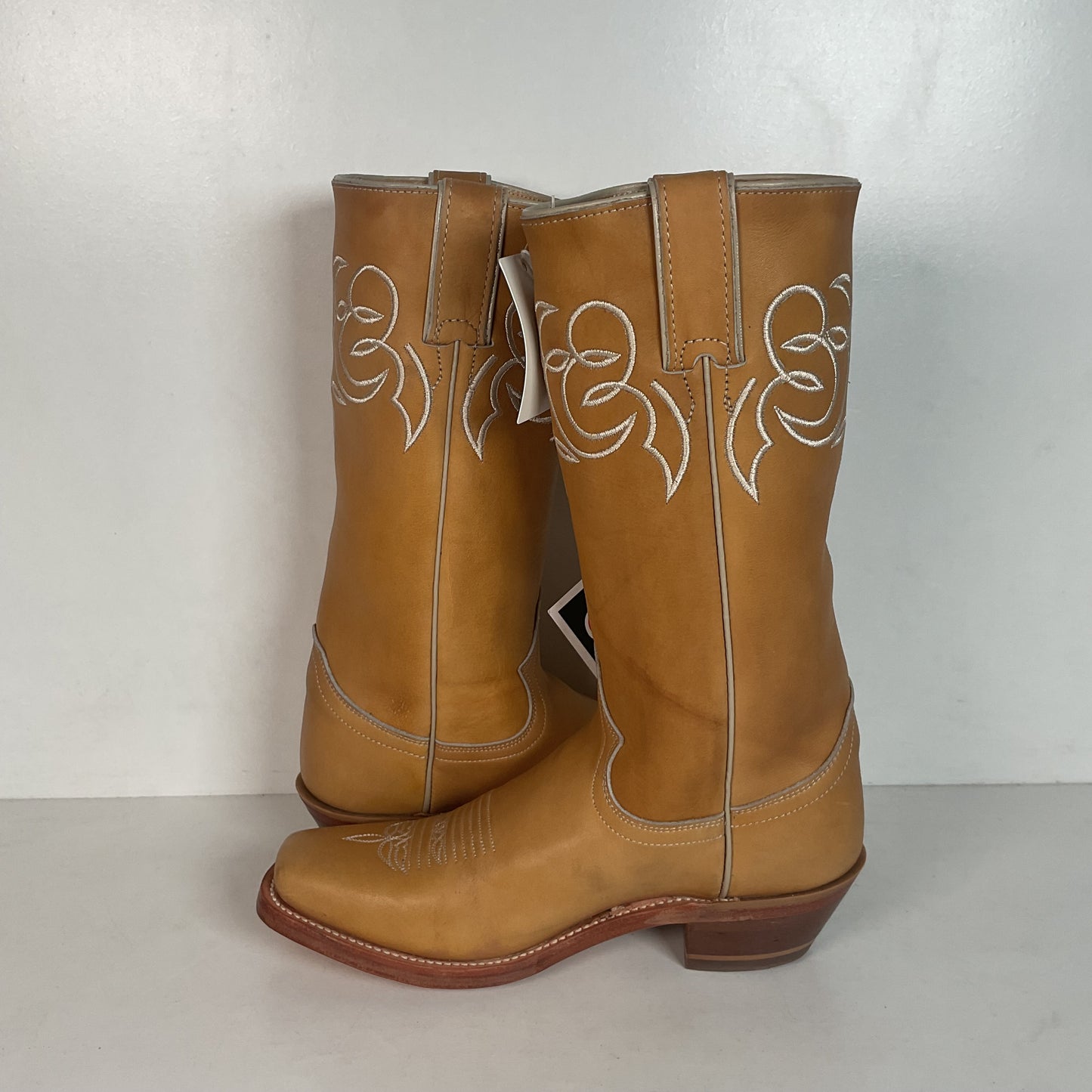 Justin Women’s Banana Campus Western Boots 6.5 B Cutter Toe New With Tags
