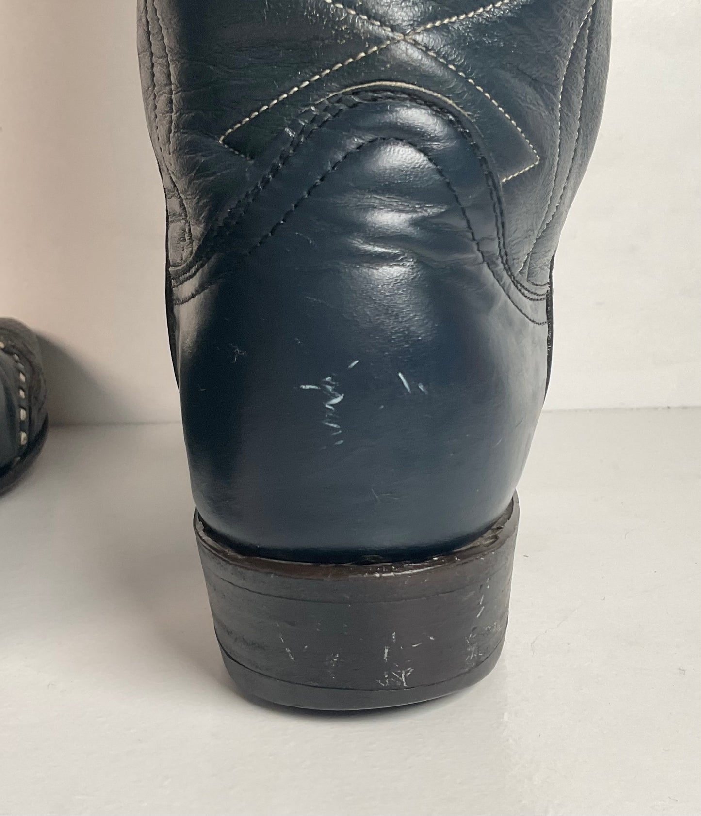 Vintage Tony Lama Navy Blue Cowgirl Boots 5.5 B Gold Label Lizard Wingtip