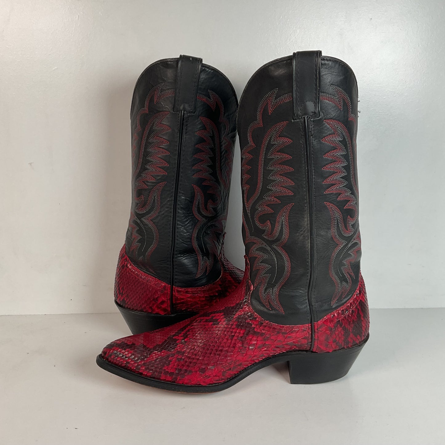 Vintage Red Python Snakeskin Cowboy Boots 11 D USA Made Front Cut