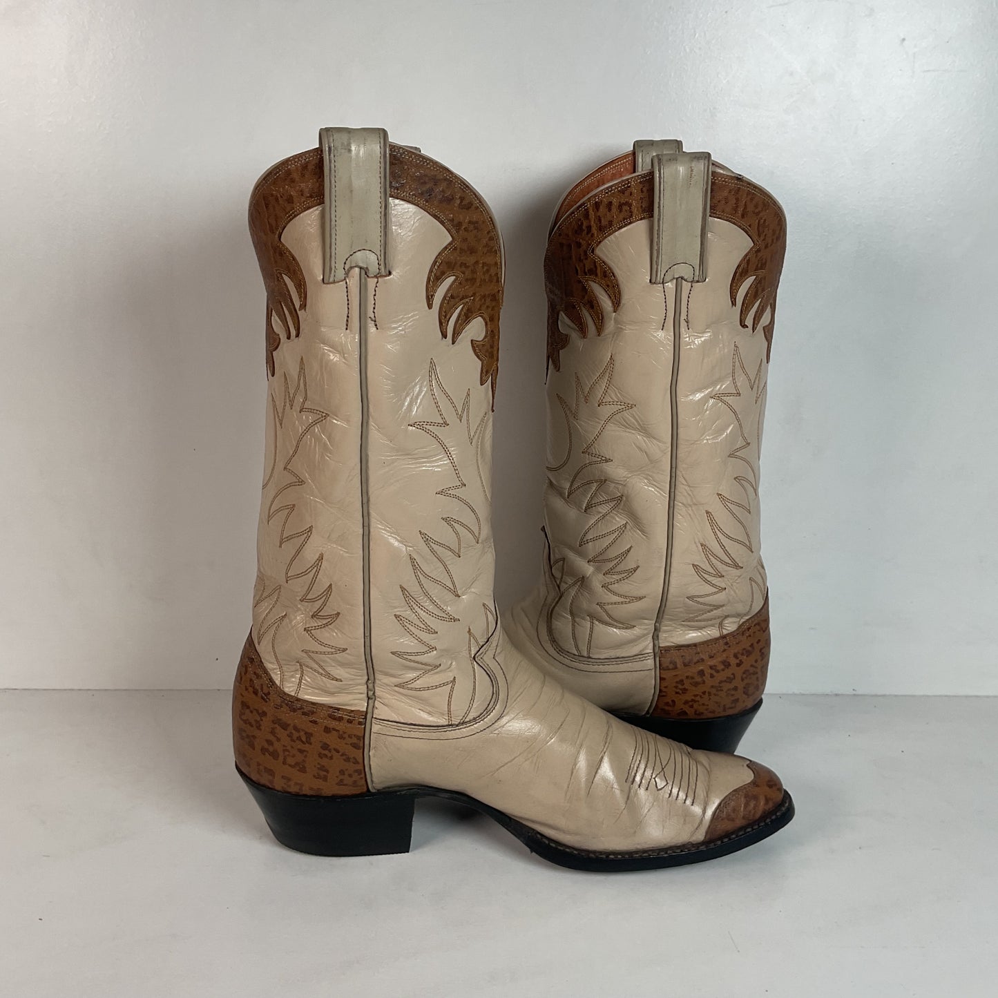 Vintage Justin Wingtip Cowboy Boots 9 D Old Fort Worth Label Recrafted