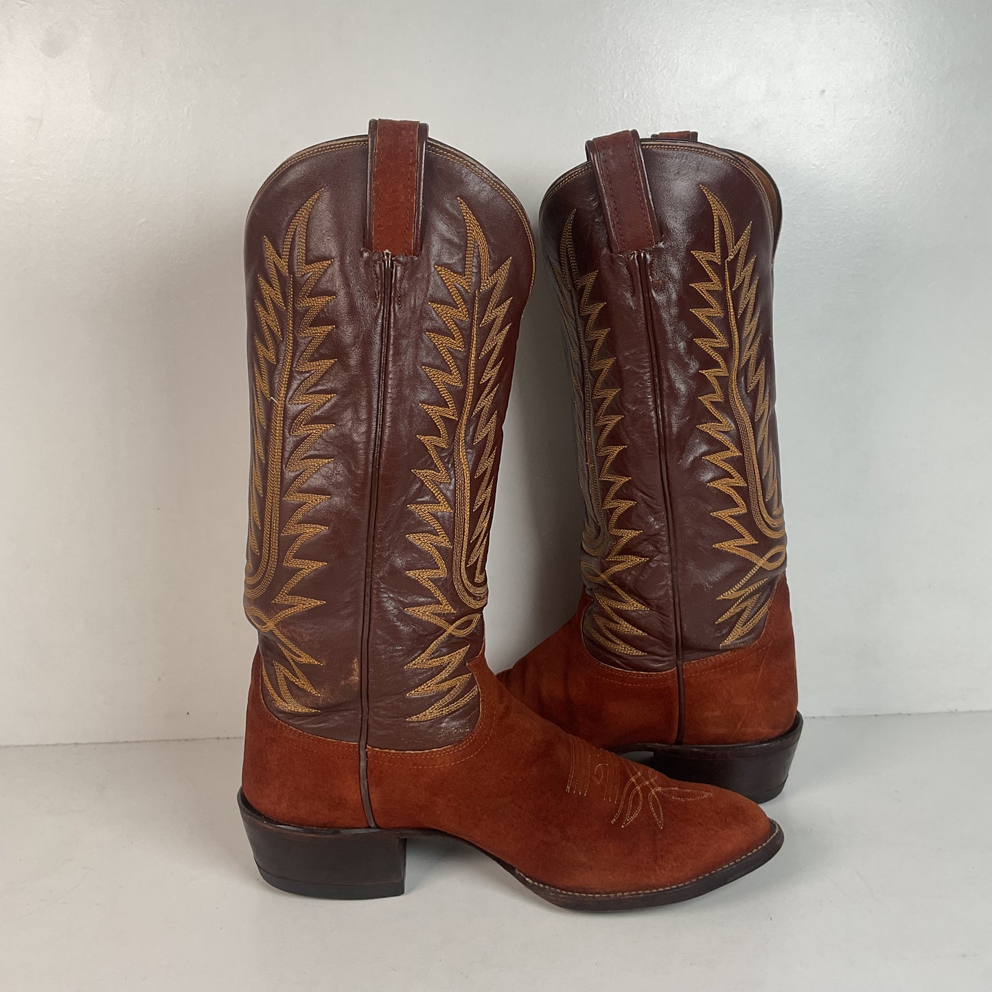 Vintage Tony Lama Pig Skin Suede Cowboy Boots 9 E Gold Label