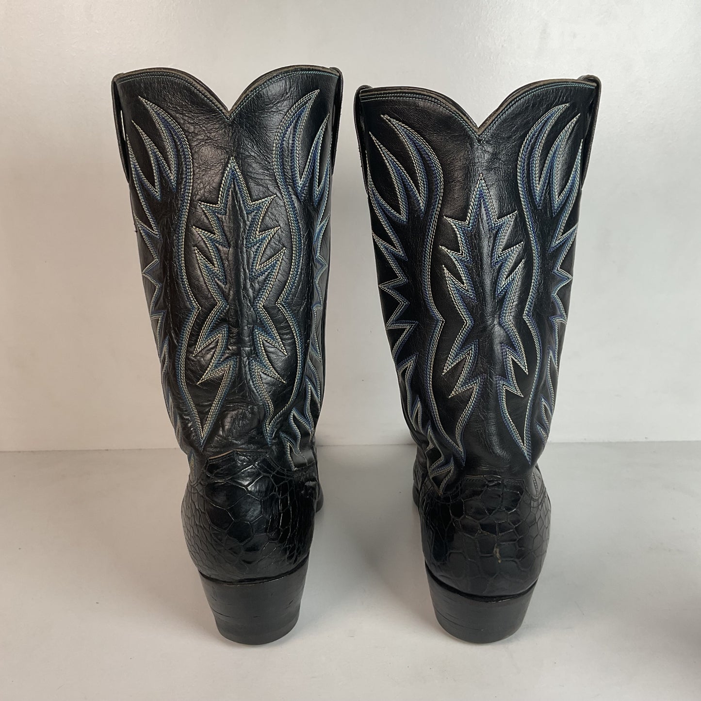 Vintage 1960s Justin Black Sea Turtle Cowboy Boots 10 D USA Made Fort Worth Label Pre-Ban