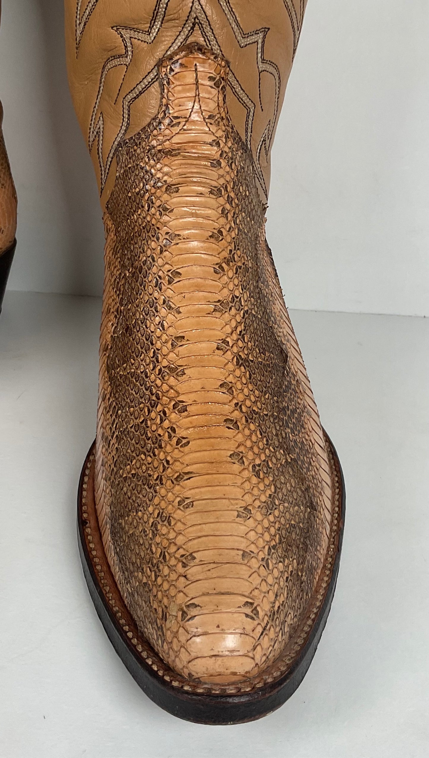 Vintage Dan Post Water Snake Cowboy Boots | Snakeskin | USA Made | Men’s 9.5 D