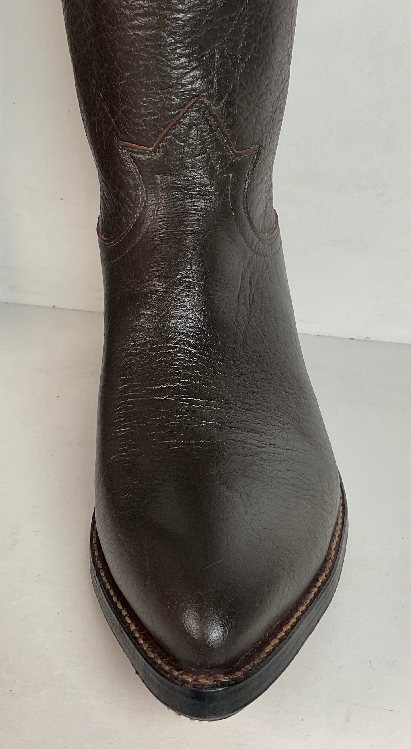 Vintage 1960s Tony Lama Water Buffalo Cowboy Boots 10 E Exotic Gold Label