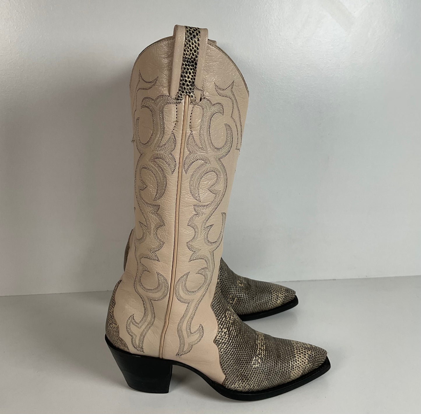 Vintage Ringtail Lizard Cowgirl Boots | USA Made | Custom | 1980s | Women’s 6 B