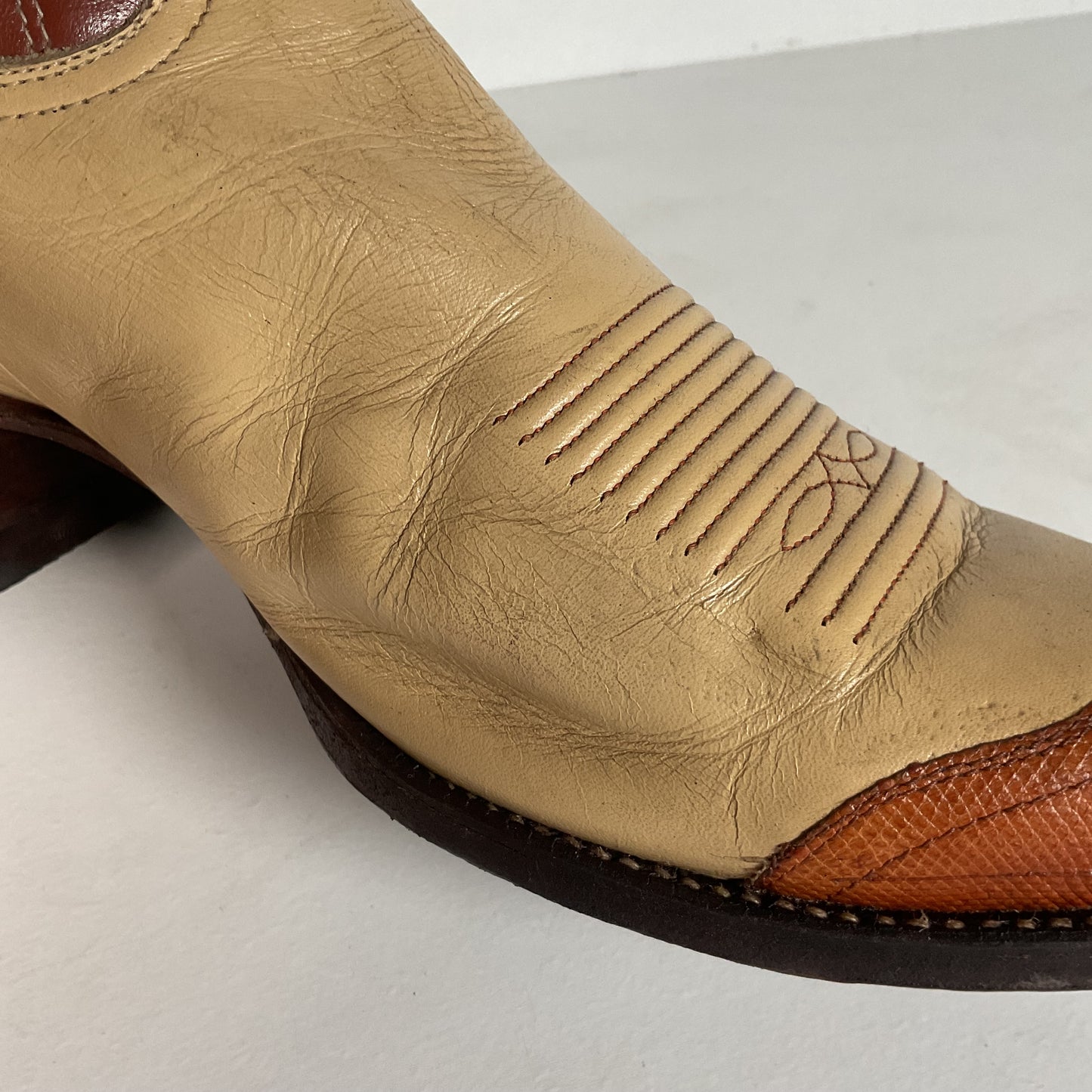 Vintage Tony Lama Urban Cowboy Boots | Teju Lizard Wingtip | Gold Label | 10 D