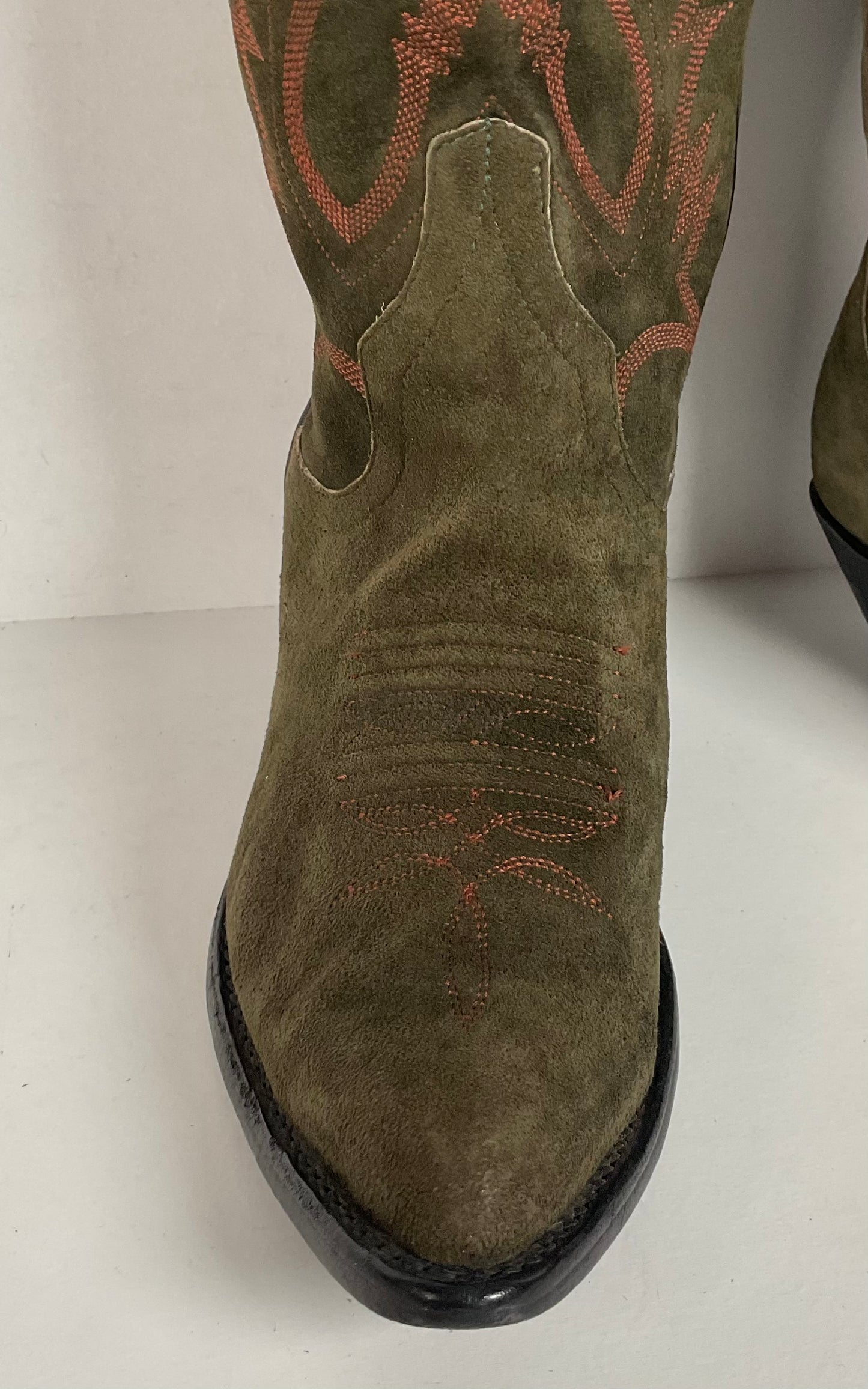 Vintage Hyer Cowboy Boots | 1980s | Olive Green Suede | Women’s 6.5 B