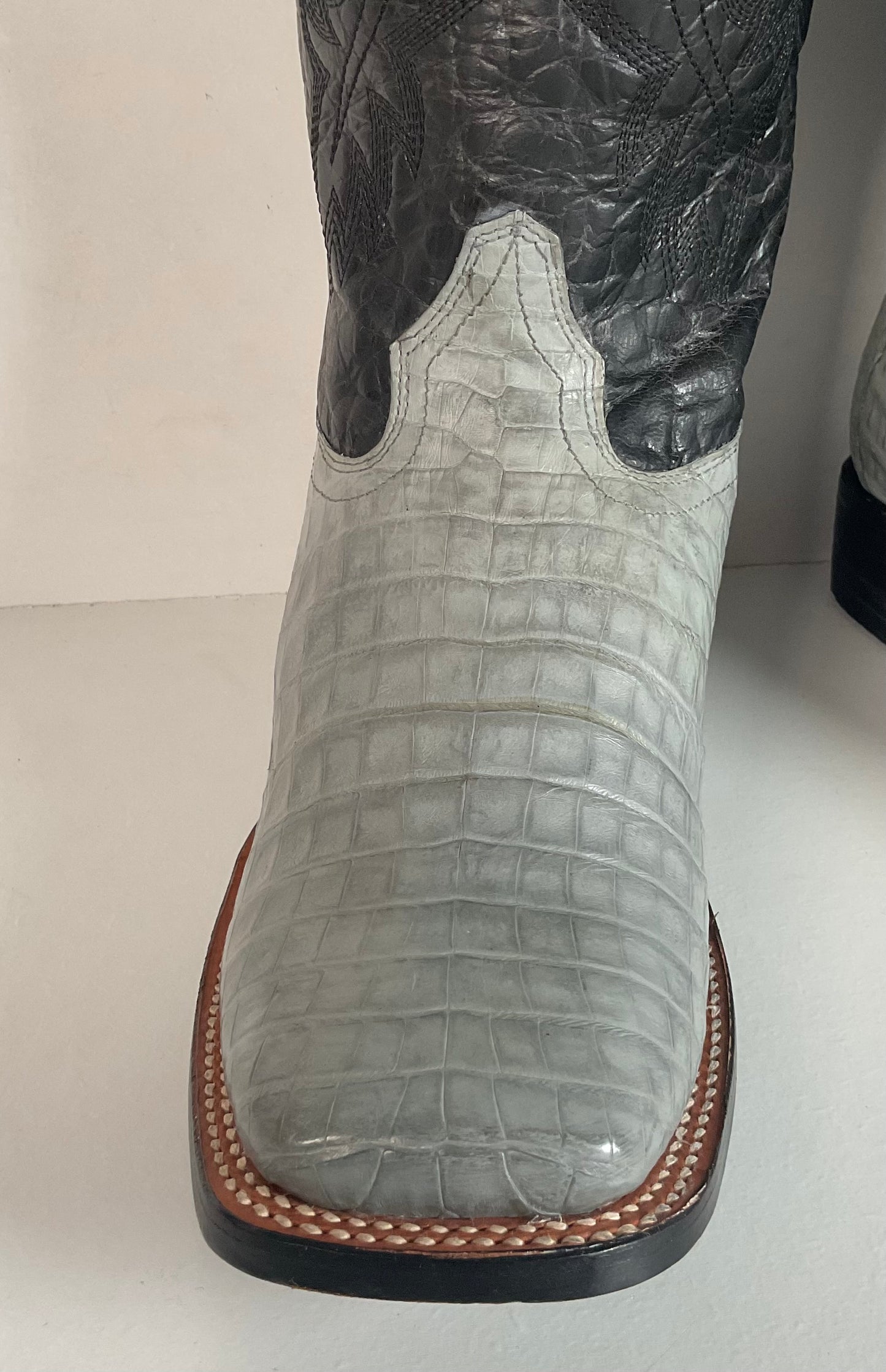 Los Altos Grey Caiman Crocodile Cowboy Boots 9 EE Exotic Belly Cut