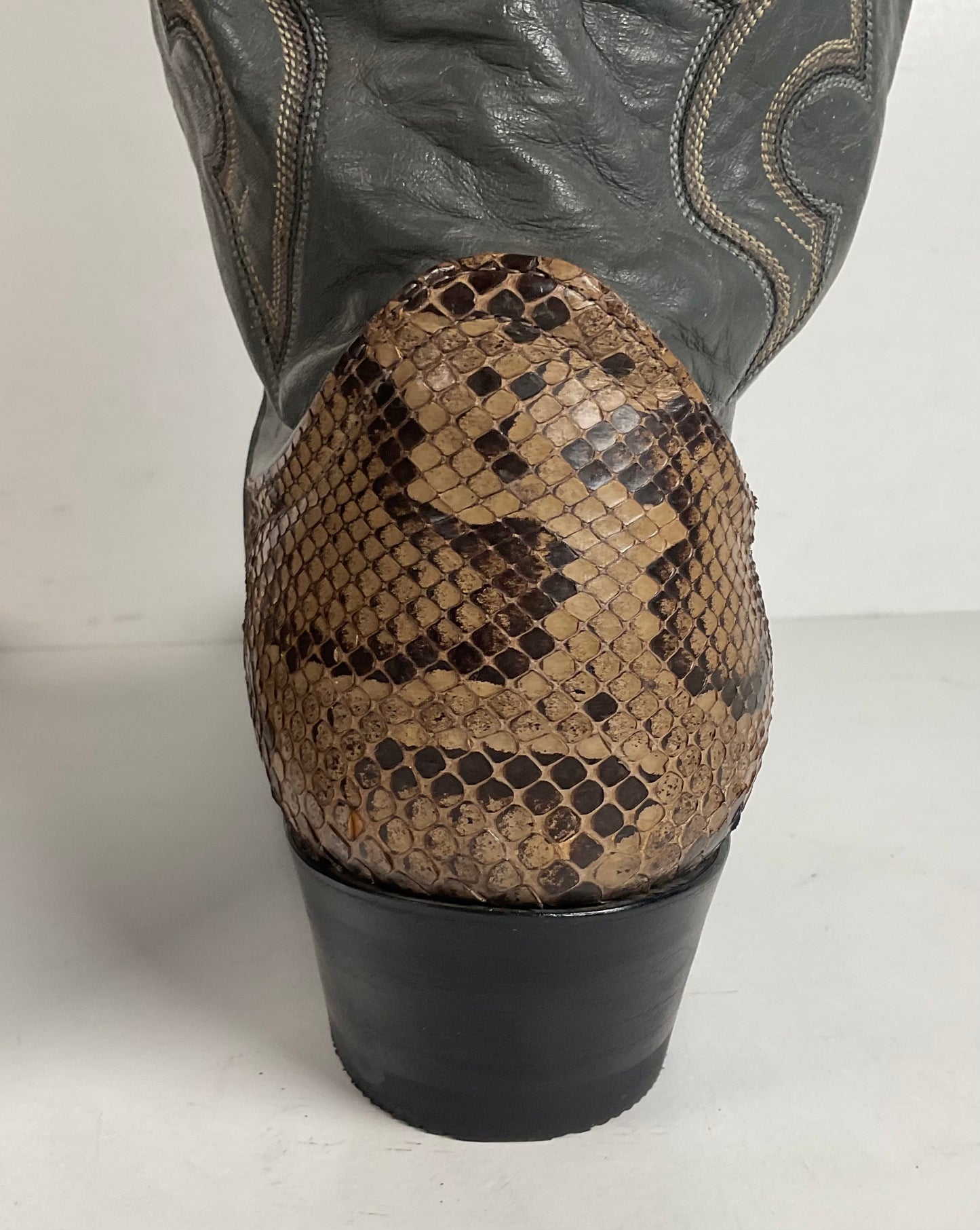 Vintage Larry Mahan Python Snakeskin Cowboy Boots | Reticulated | Men’s 12 D