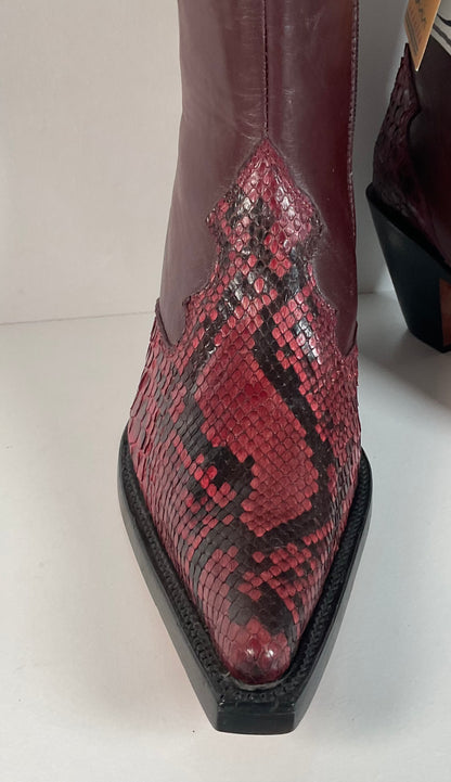 Western Snakeskin Stiletto Boots | Burgundy Python | Men’s 7.5 | Women’s 9