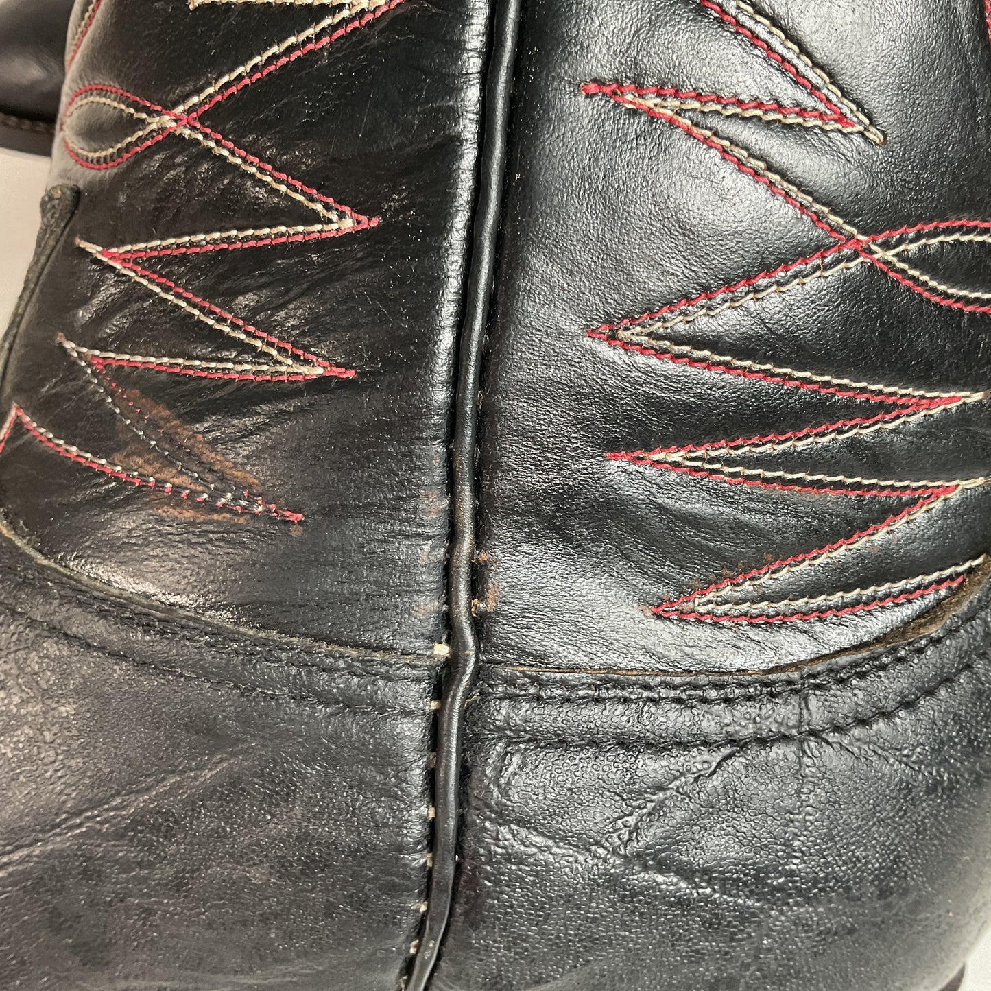 1970s Tony Lama Elephant Print Cowboy Boots 10 USA Made Gold Label