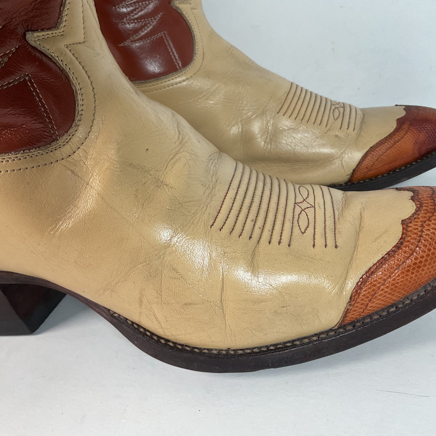 Vintage Tony Lama Urban Cowboy Boots | Teju Lizard Wingtip | Gold Label | 10 D