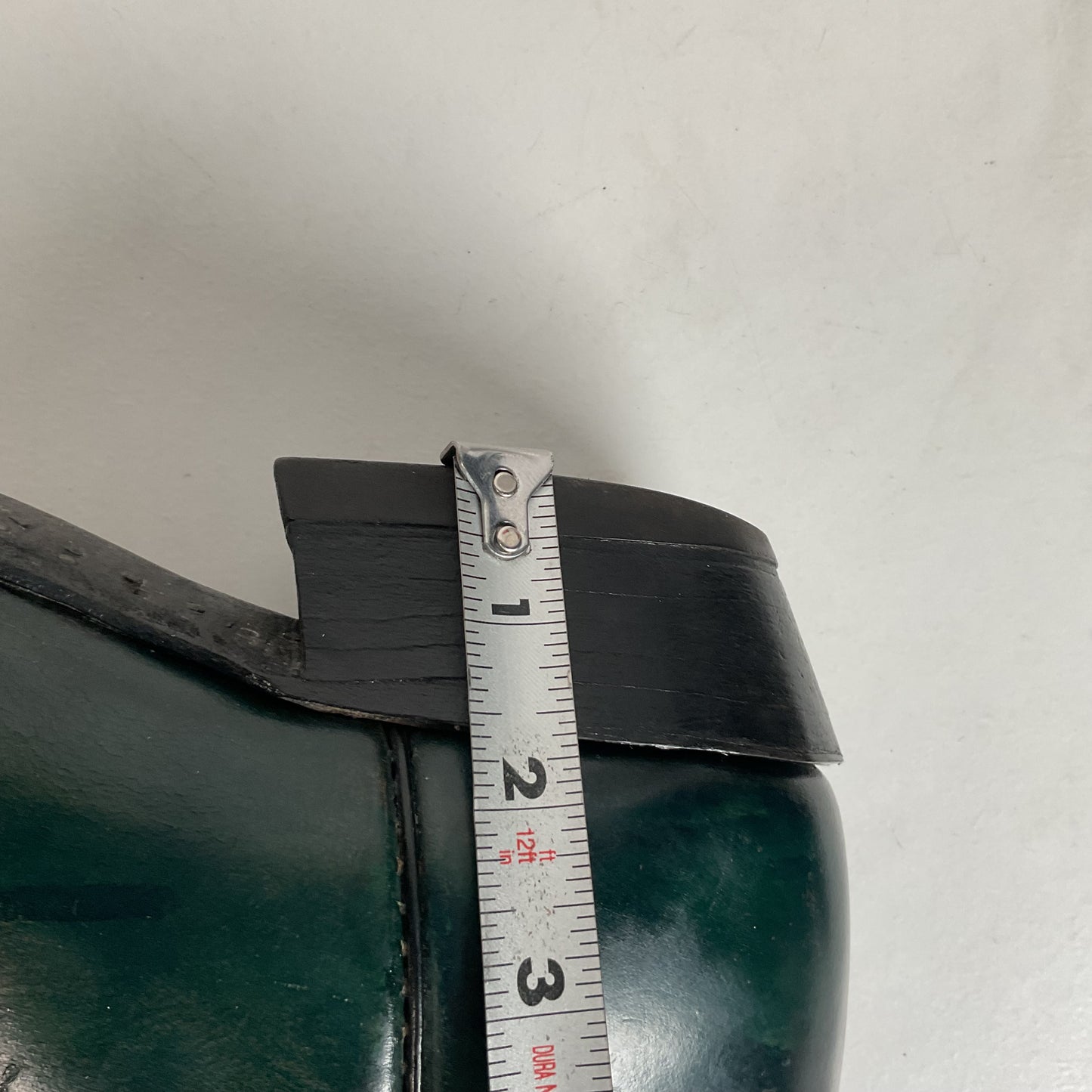 Vintage 1960s Tony Lama Emerald Green Cowboy Boots 10 E Distressed Gold Label