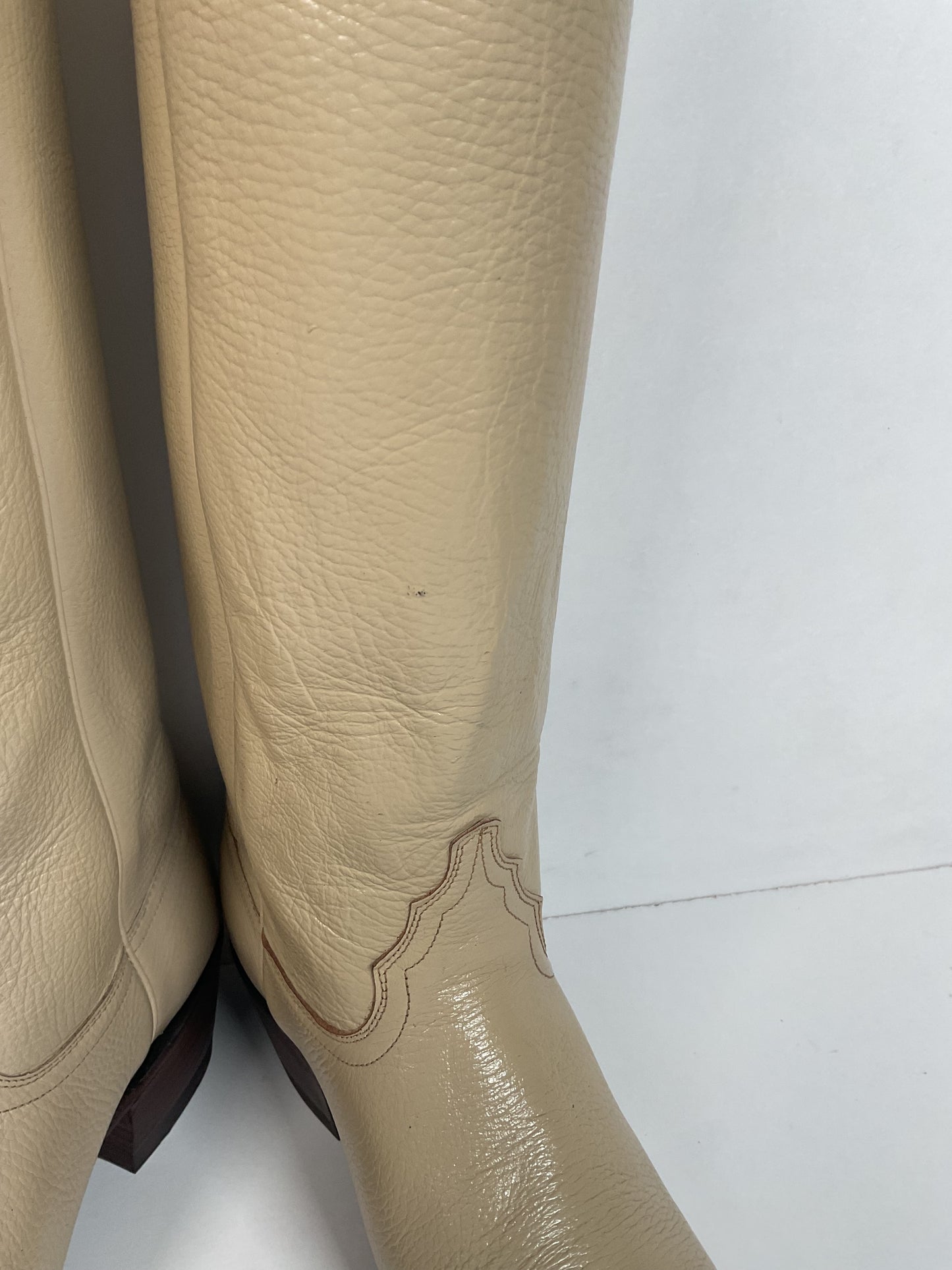 Justin Women’s Tall Bone Leather Cowgirl Boots 8 B USA Made