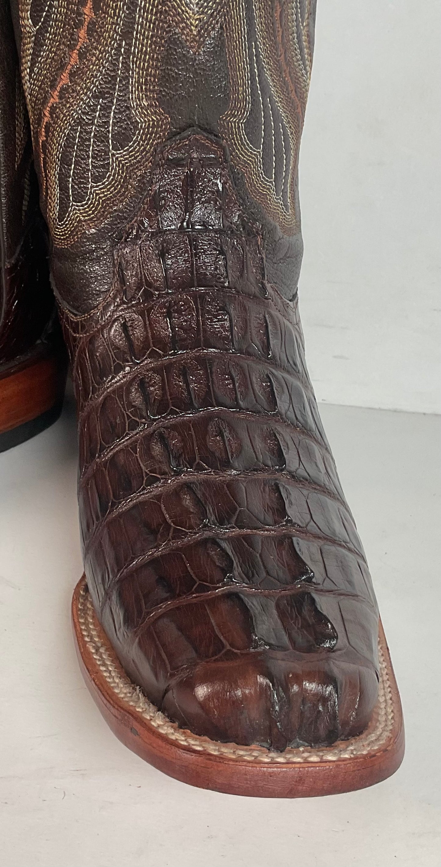 Ferrini Exotic Hornback Caiman Crocodile Cowboy Boots 9 EE Square Toe