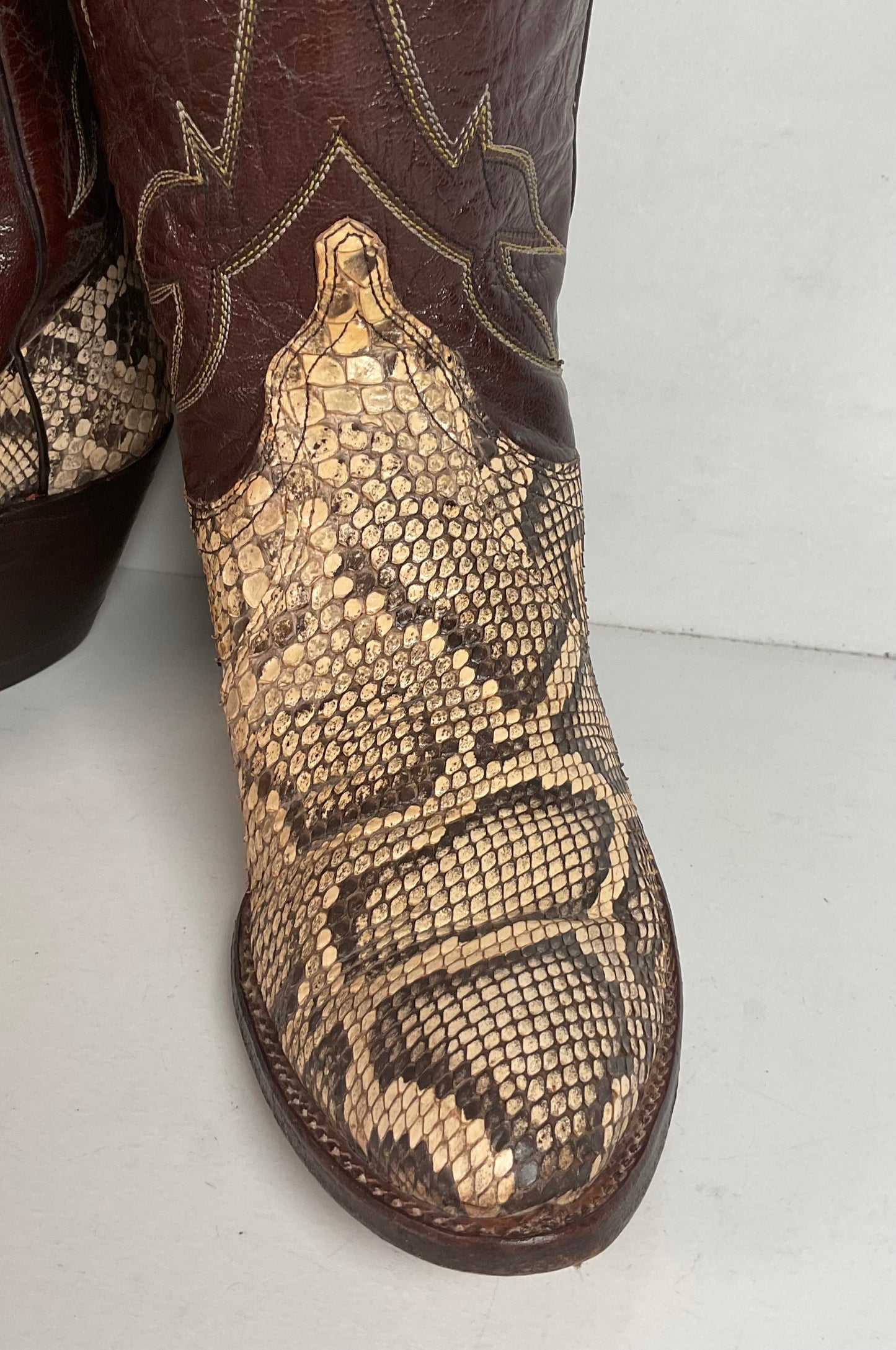 Vintage Dan Post Tall Python Cowgirl Boots 7.5 C USA Made Reticulated