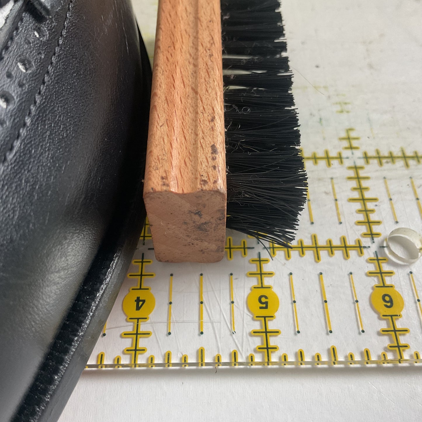 Vintage Footjoy Classics Kiltie Tassel Loafers 10.5 B USA Made Spectator Style