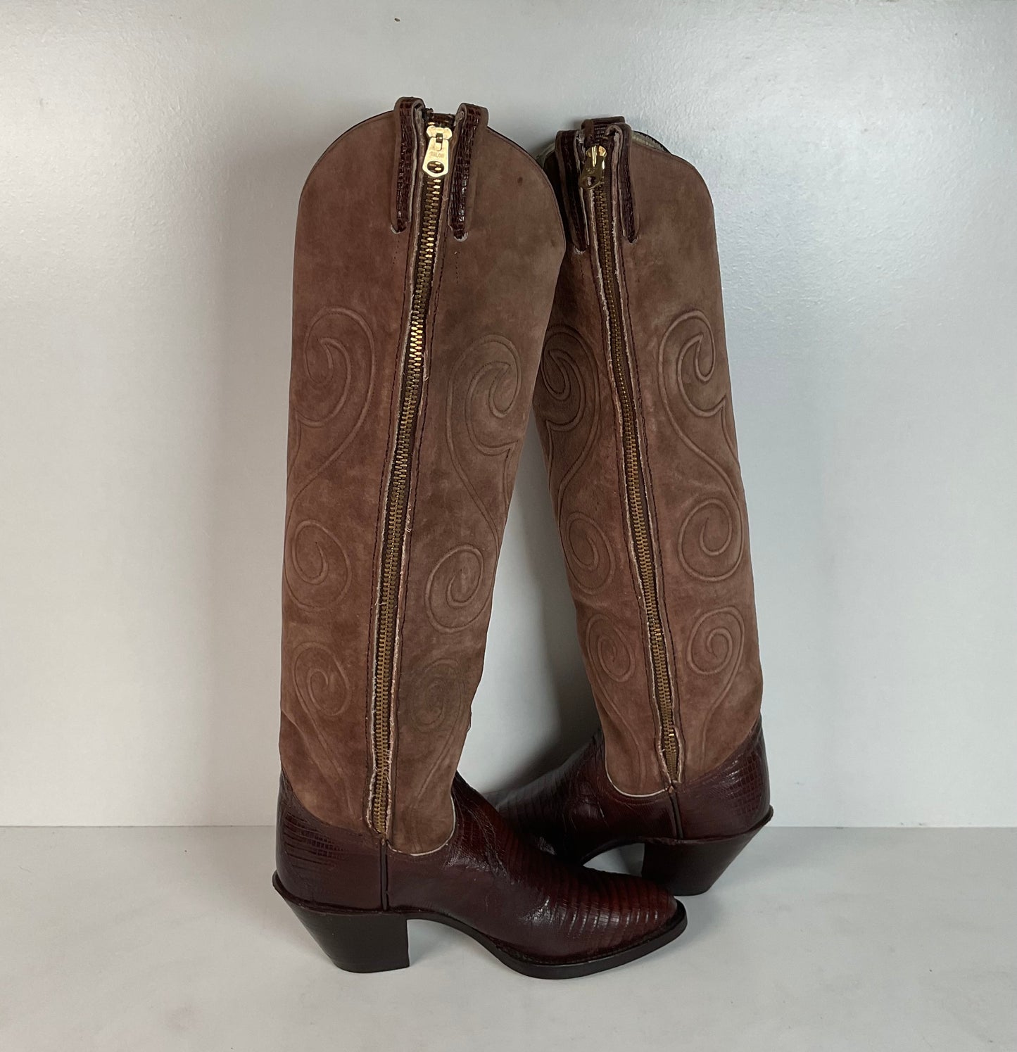 Vintage Larry Mahan Teju Lizard Cowgirl Boots | Pig Skin Suede Shaft | 6.5 B
