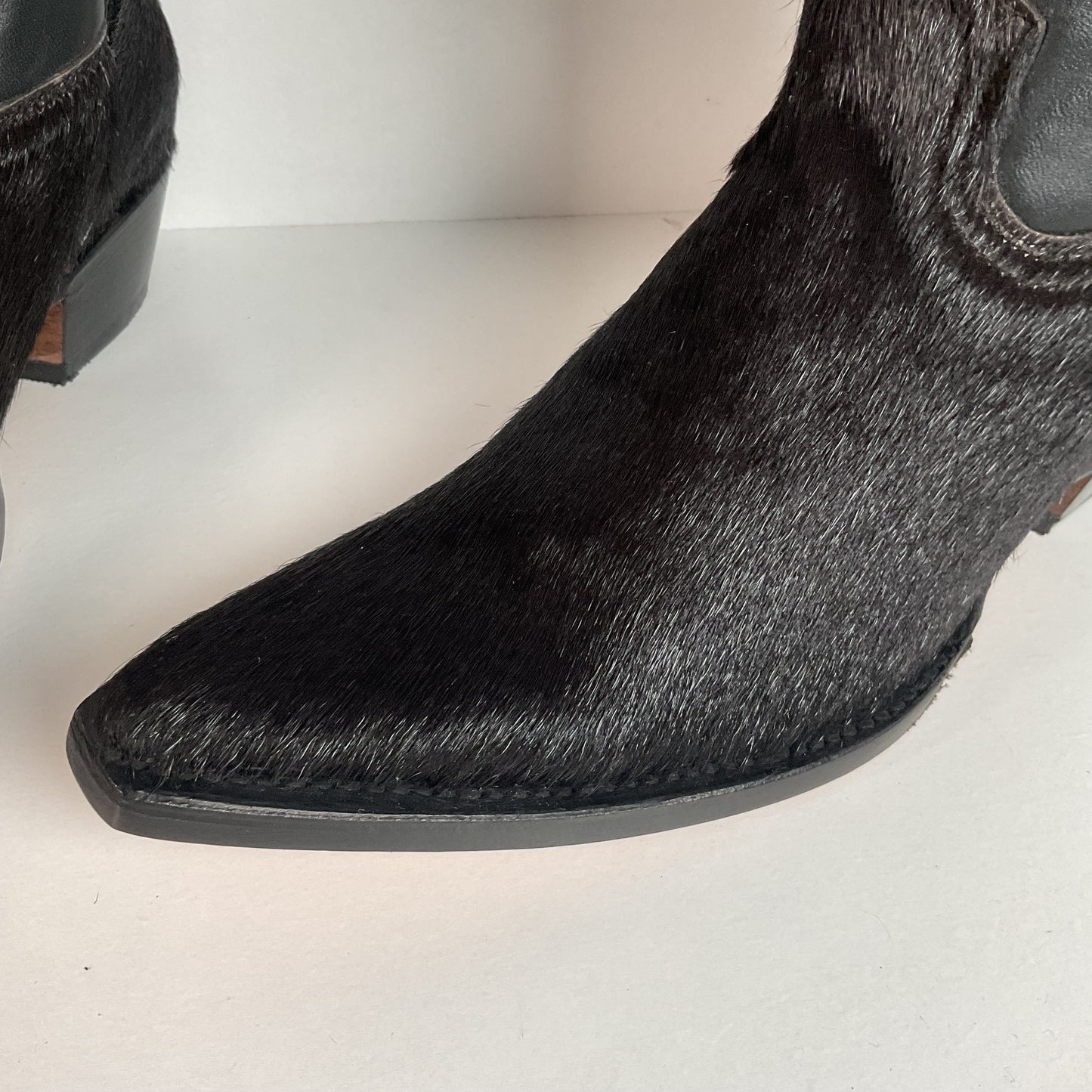 Pony Hair on Cowhide Cowgirl Boots | Black | Women’s 7.5