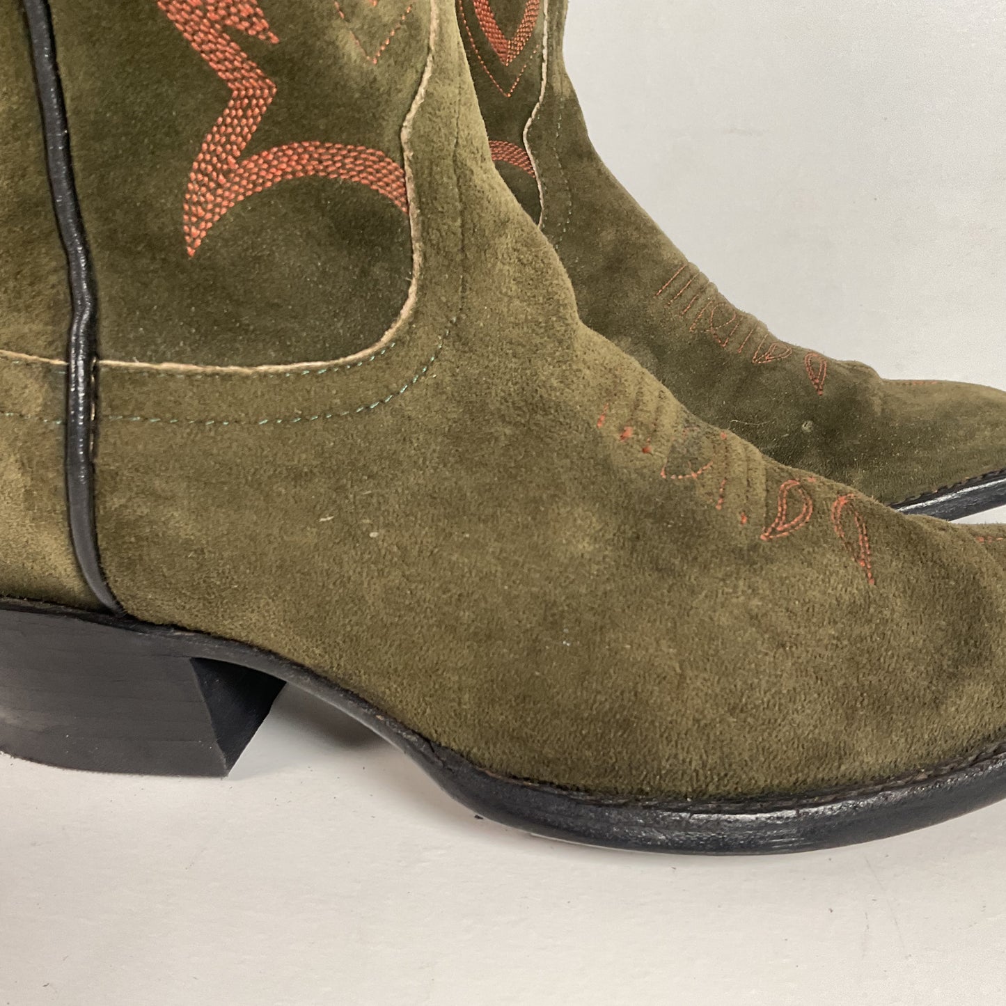 Vintage Hyer Cowboy Boots | 1980s | Olive Green Suede | Women’s 6.5 B