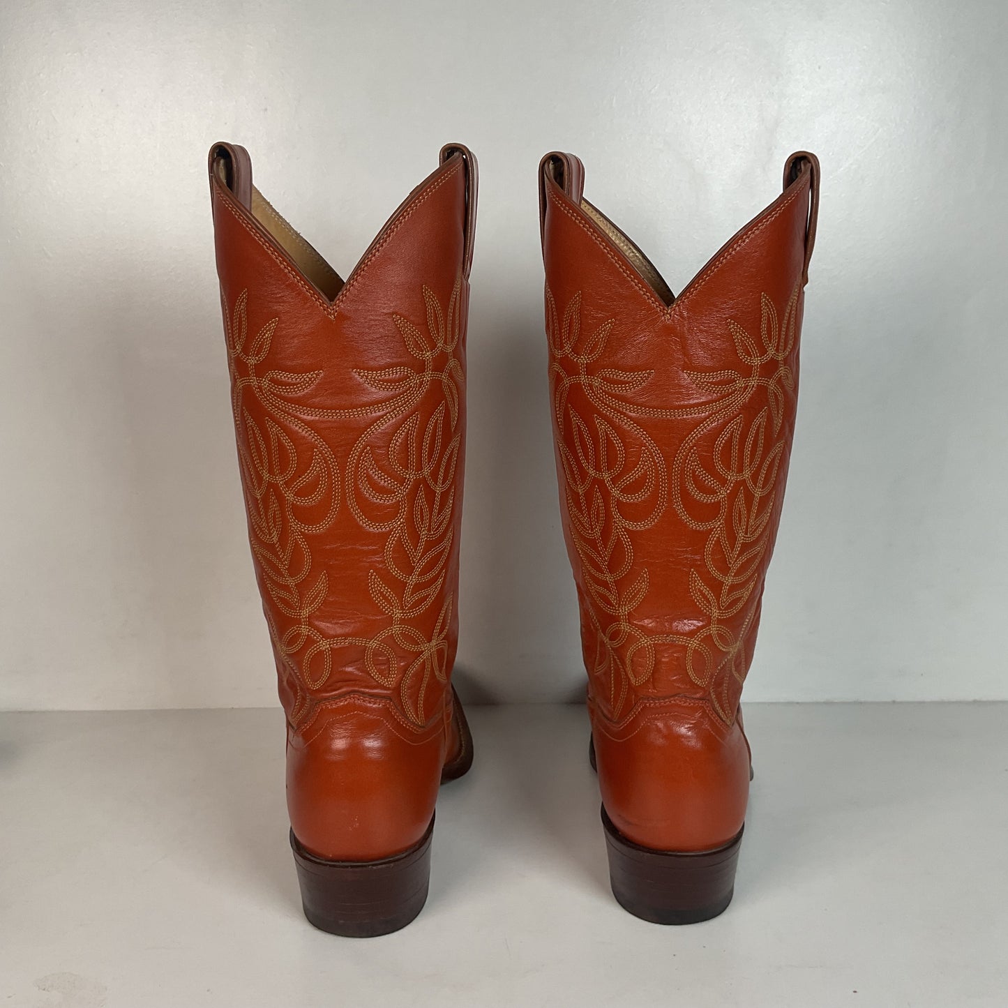 Vintage Justin Burnt Orange Cowgirl Boots 7 C USA Made