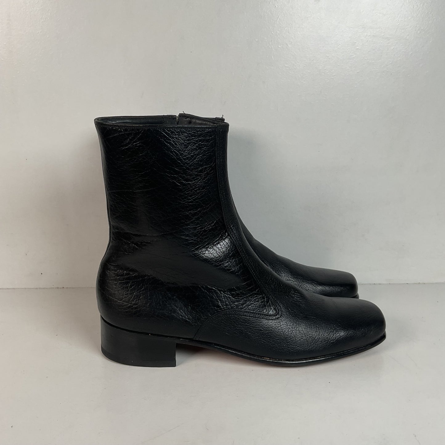 Vintage Florsheim Lightweight Ankle Boots | (Extra Narrow) | Men’s 9 A