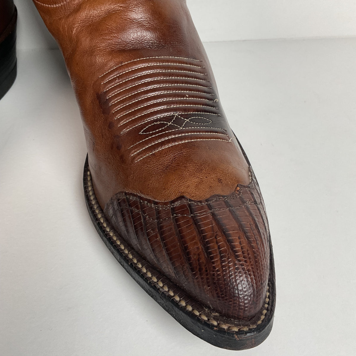 Vintage Tony Lama Lizard Wingtip Cowboy Boots | Gold Label | Men’s 9.5 D