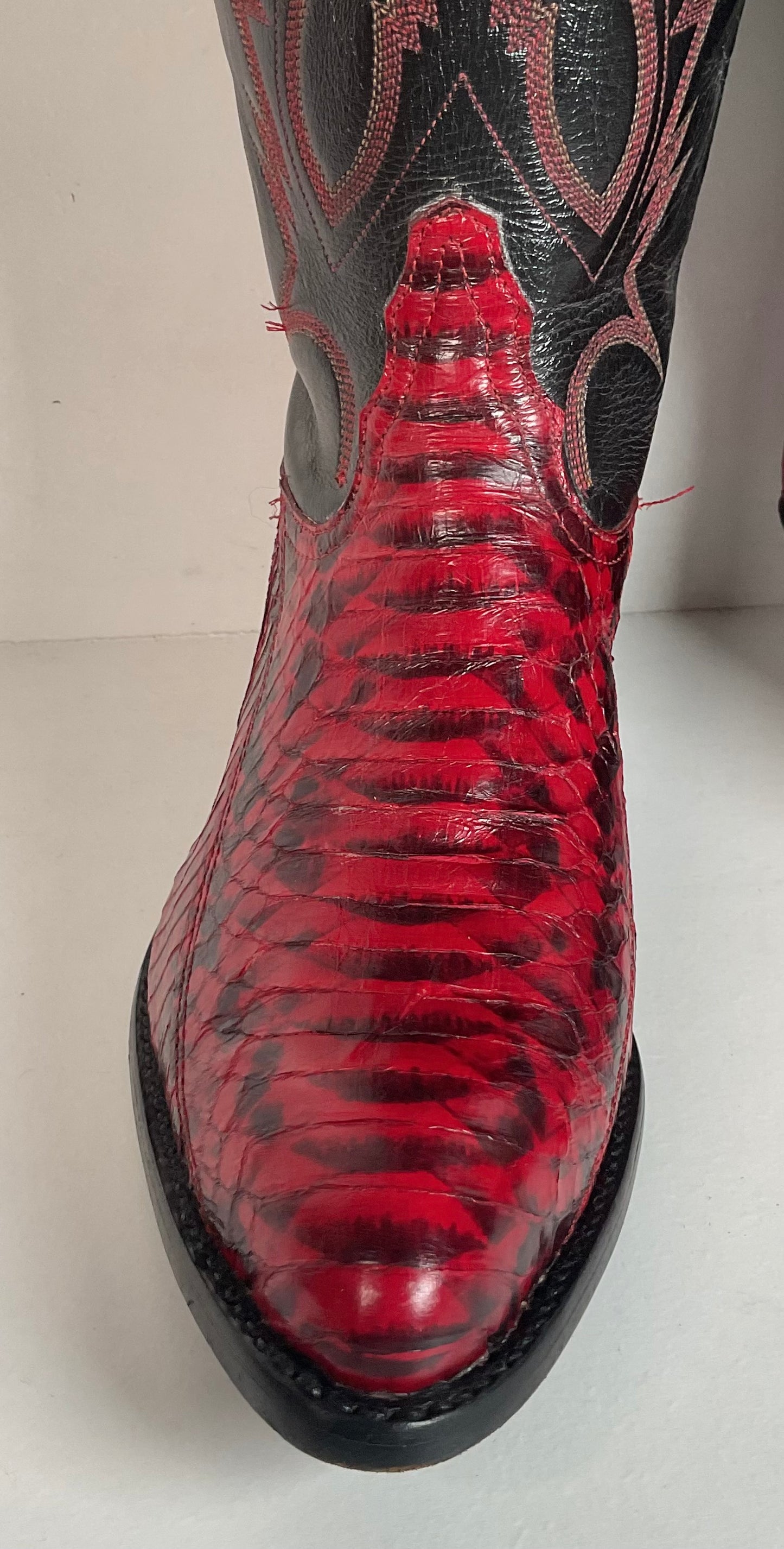 Tony Lama Women’s Viper Snakeskin Cowgirl Boots 9 M Back Cut