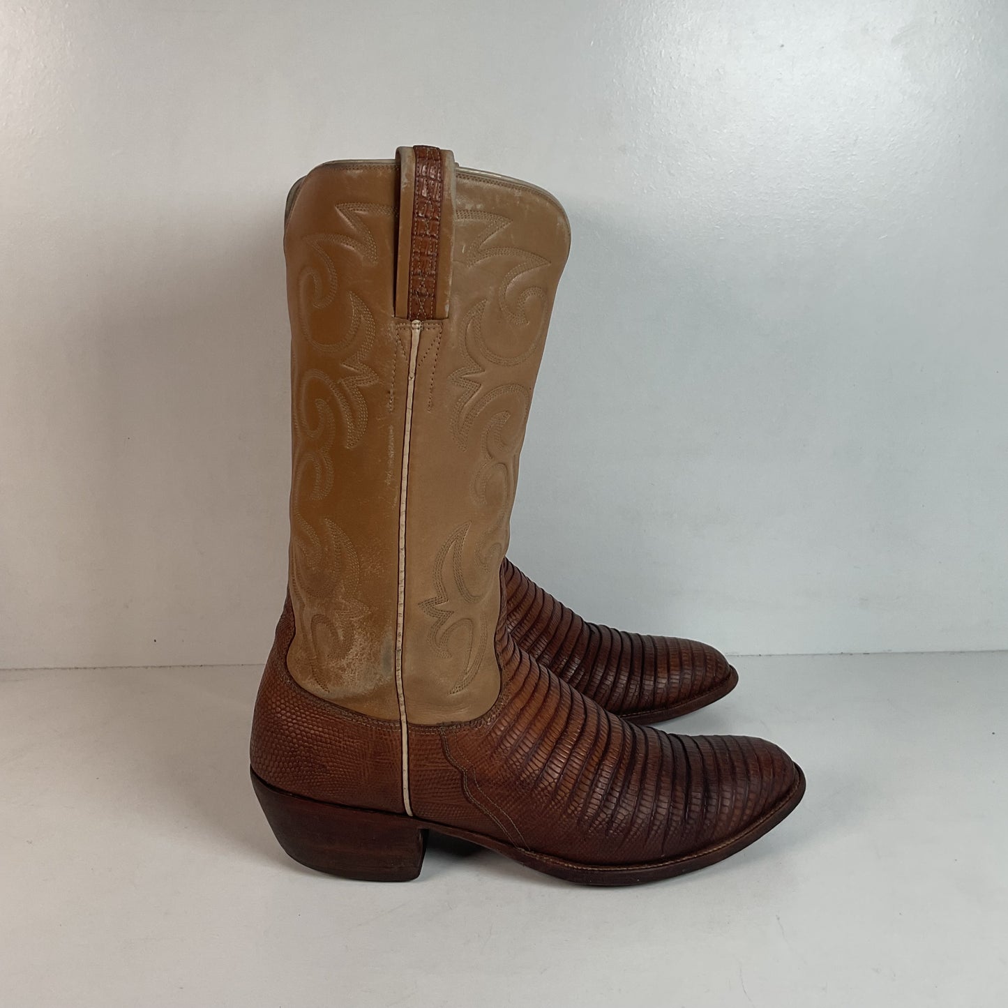Vintage Lucchese San Antonio Lizard Teju Cowboy Boots 9.5 B