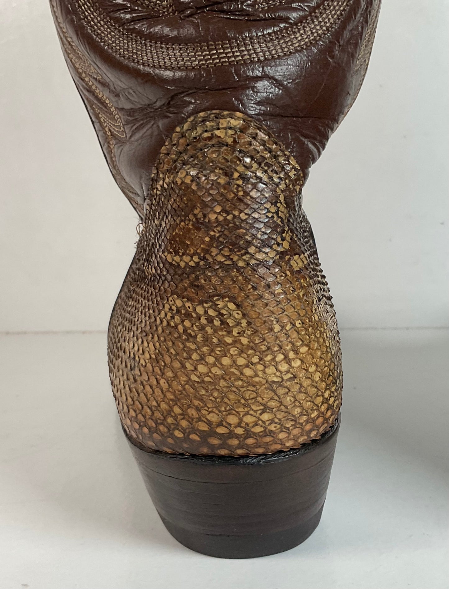 Vintage Nocona Boa Snakeskin Cowboy Boots 8 D Front Cut