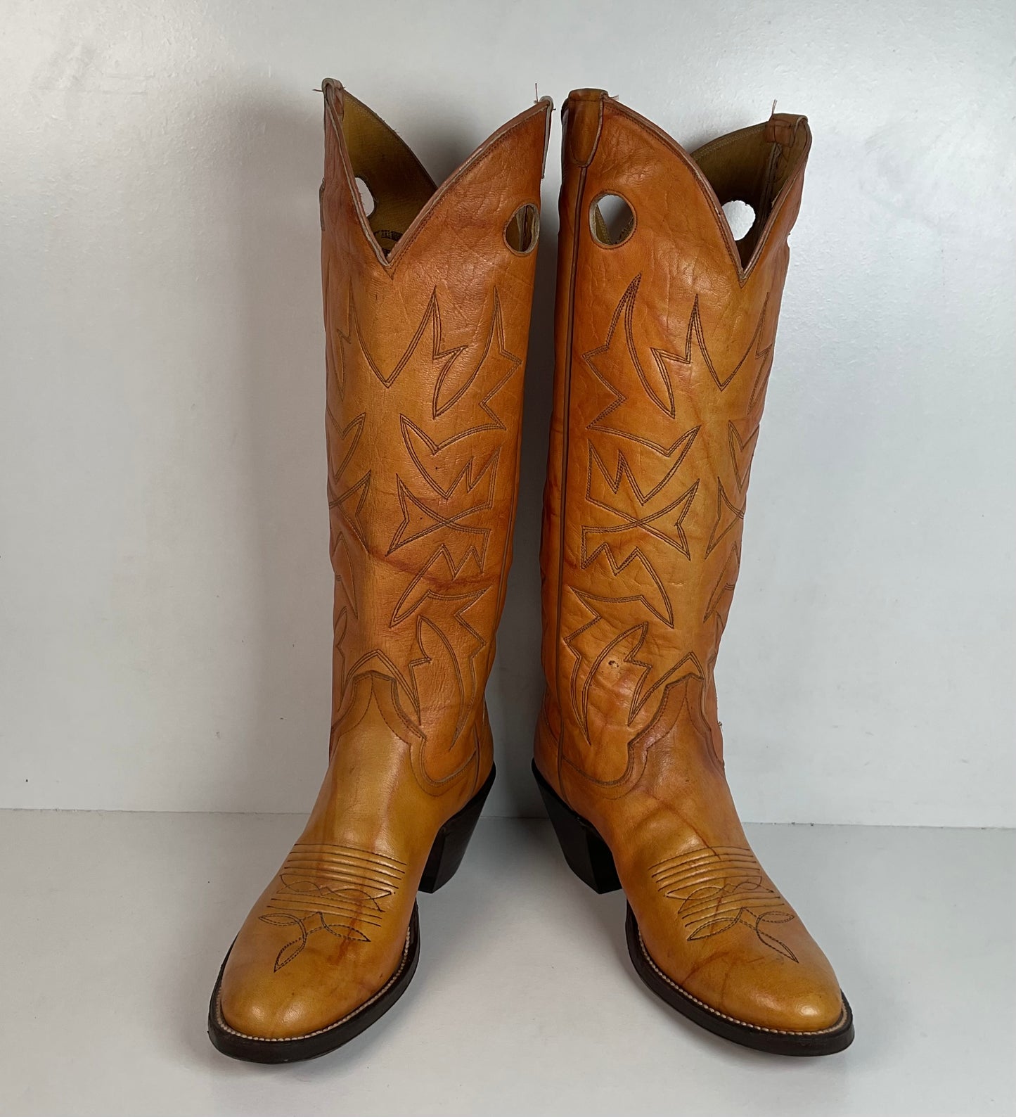 Vintage Buckaroo Cowgirl Boots 7.5 B Punchy Butterscotch