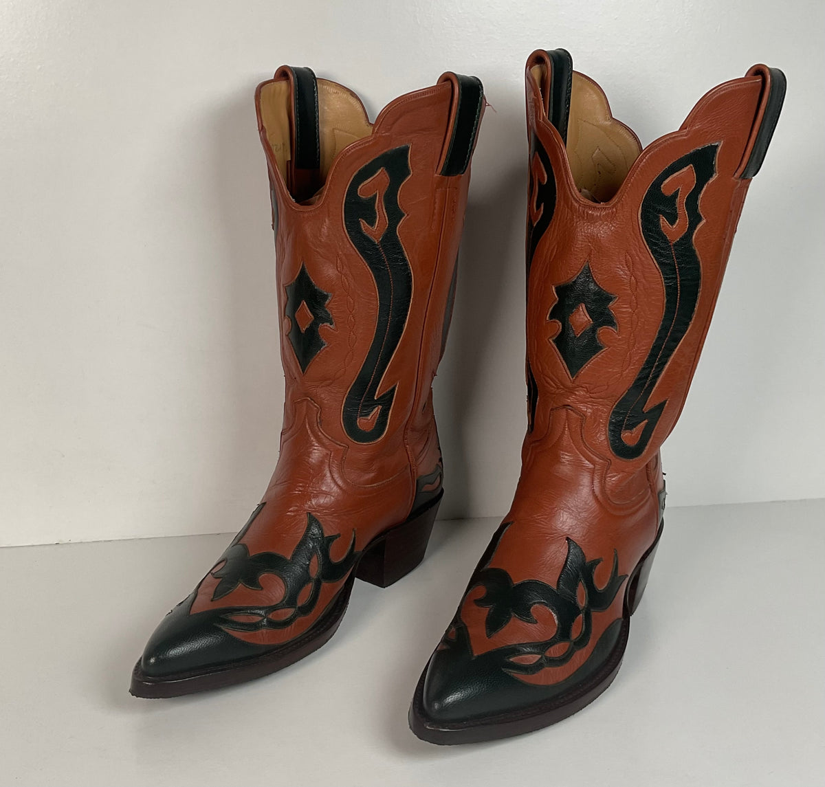 Vintage Caboots Wingtip Cowboy Boots | Tooled Inlays | Men’s 8 | Women’s 9