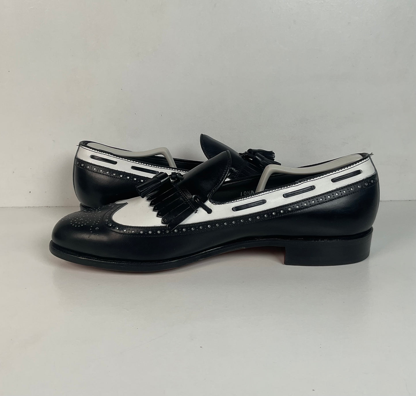 Vintage Footjoy Classics Kiltie Tassel Loafers 10.5 B USA Made Spectator Style