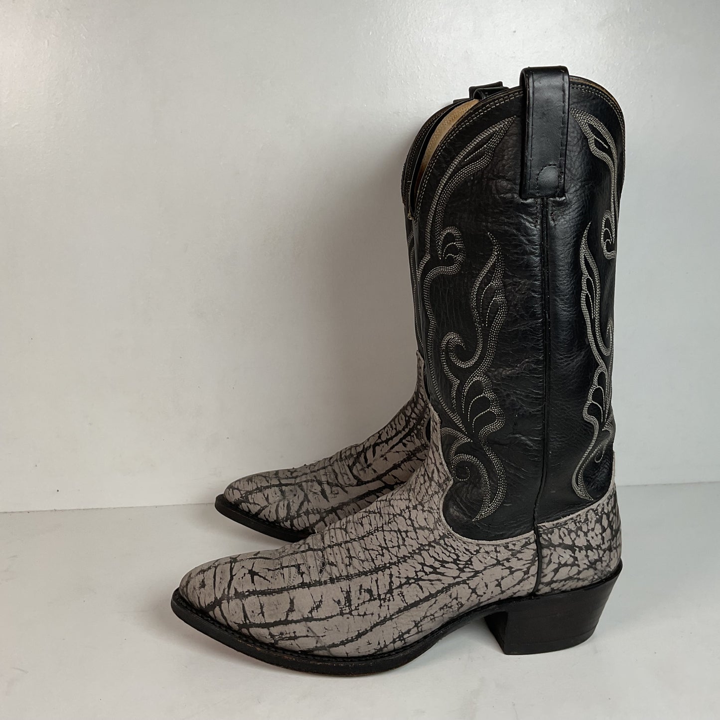 Vintage Dan Post Wildebeest Cowboy Boots 10 D USA Made Exotic